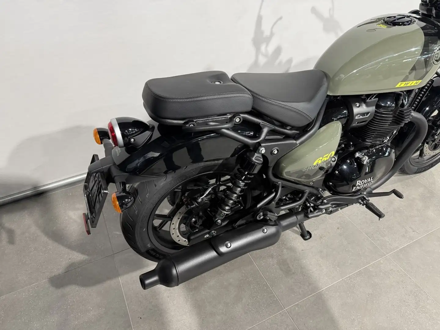 Royal Enfield Shot Gun 650 SHOTGUN Verde - 2