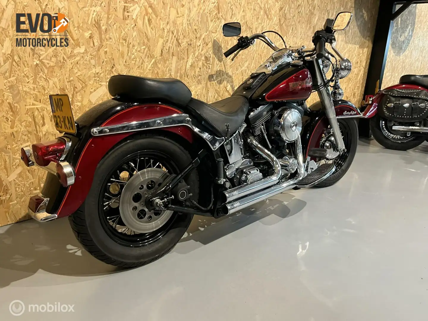 Harley-Davidson Heritage FLSTC Softtail Classic Czerwony - 2