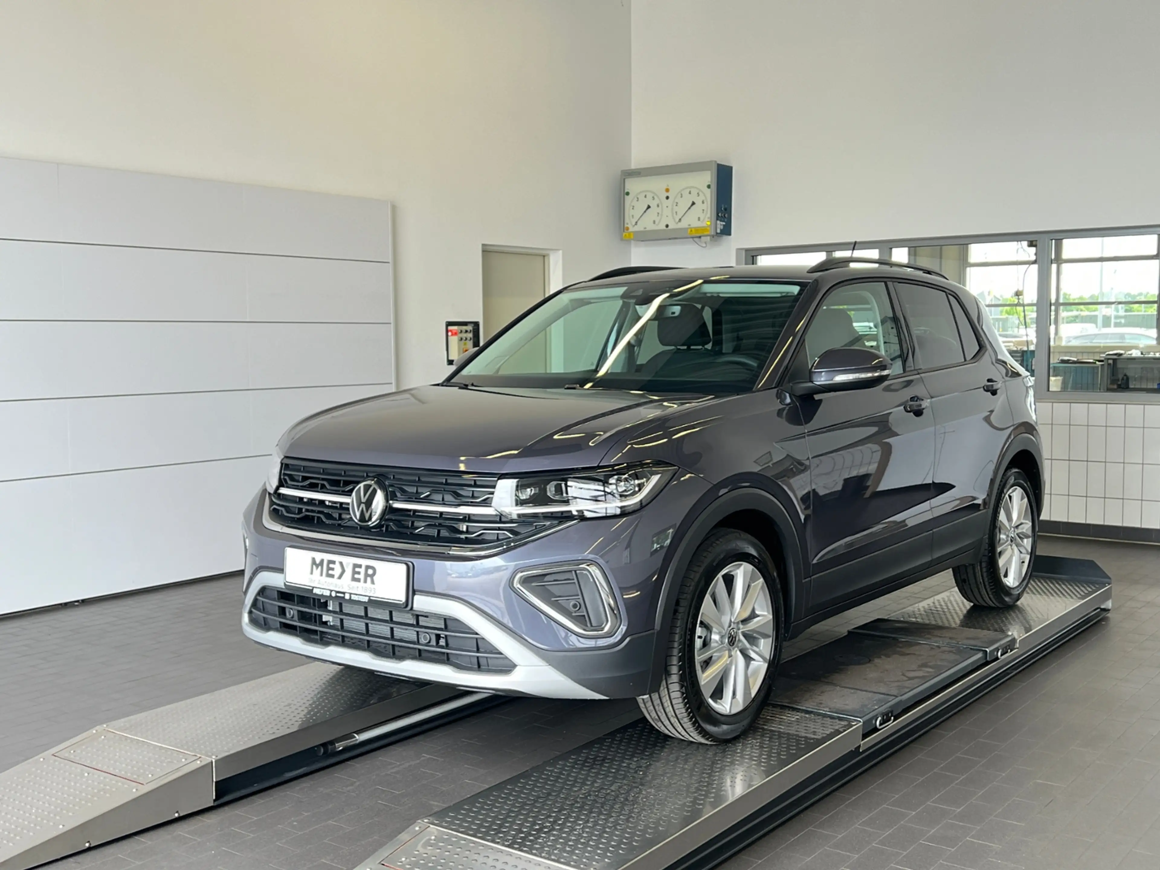 Volkswagen T-Cross Life 1.0 TSI DSG *AHK, IQ-Light, ACC, Kamera, 17" — photo 2