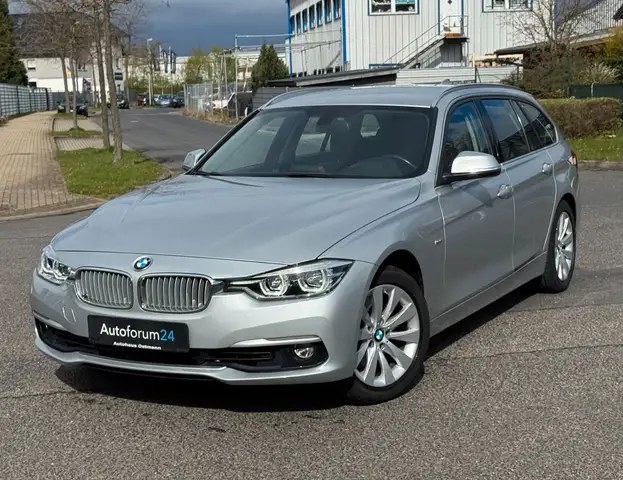 Bmw 330 Touring i Luxury Line Purity*Autom.*Navi*LED