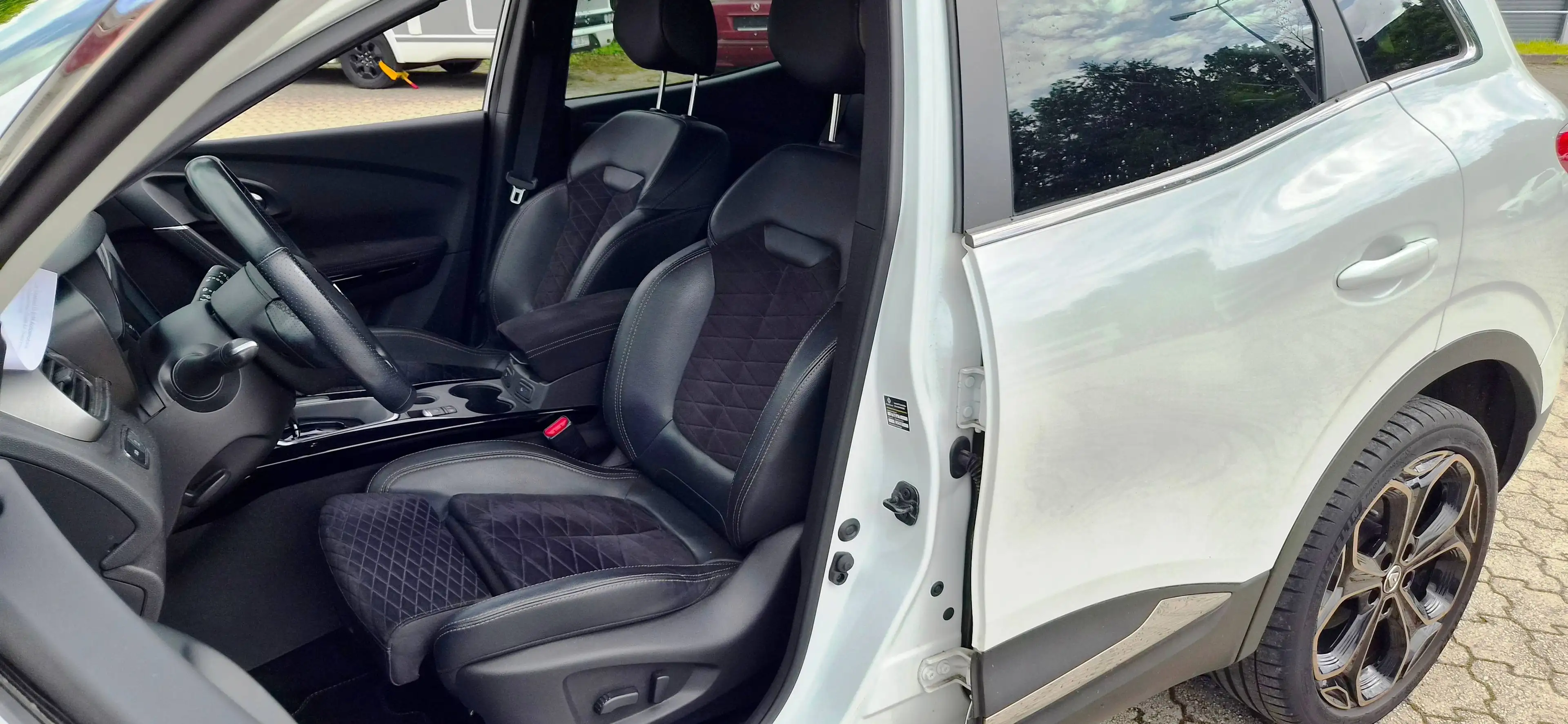 Renault Kadjar Black Edition/Finanzierung ab6,99 %/1Hand/29000km/Finanzierung ab 6,99% — photo 11