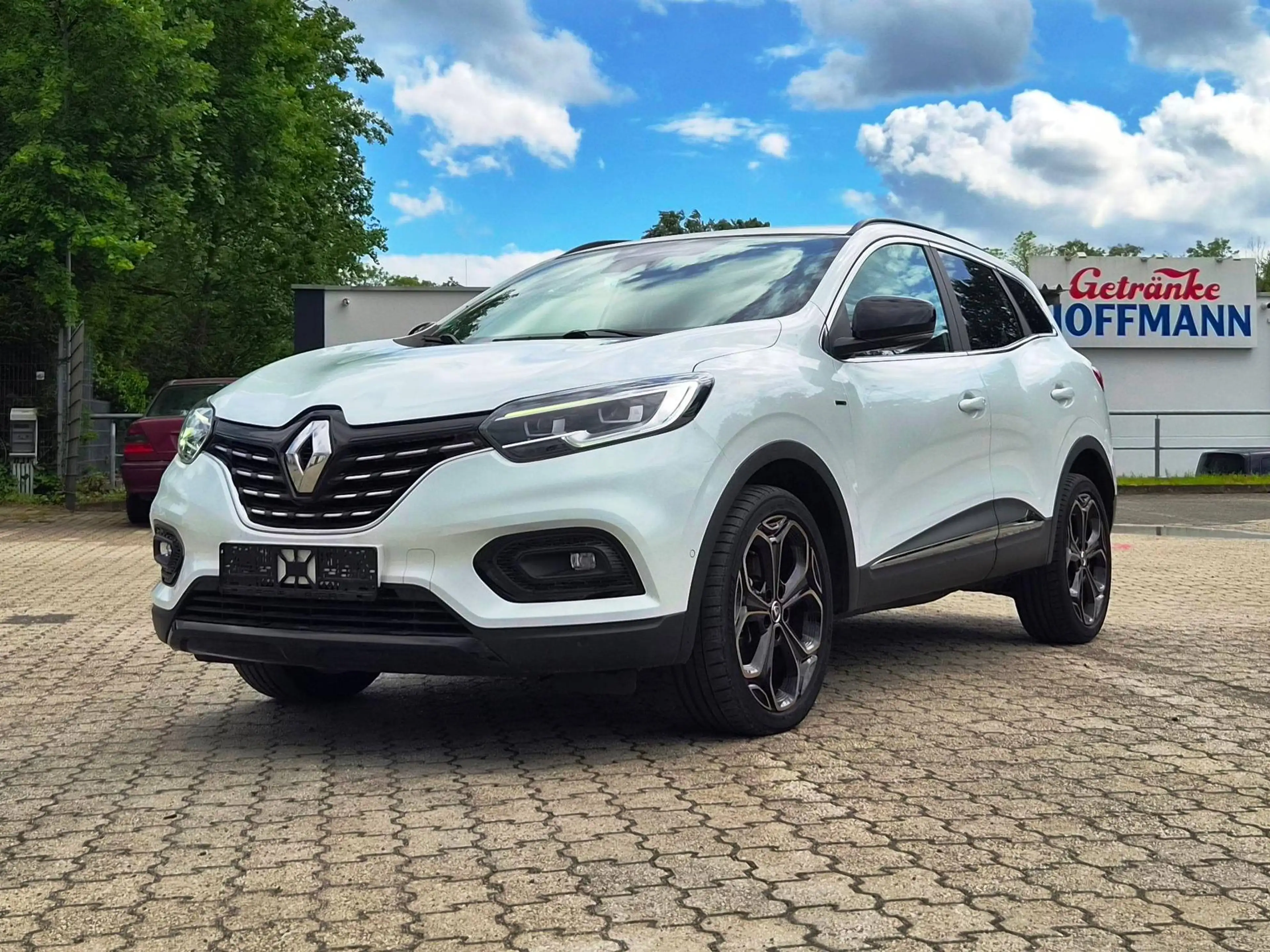 Renault Kadjar Black Edition/Finanzierung ab6,99 %/1Hand/29000km/Finanzierung ab 6,99%