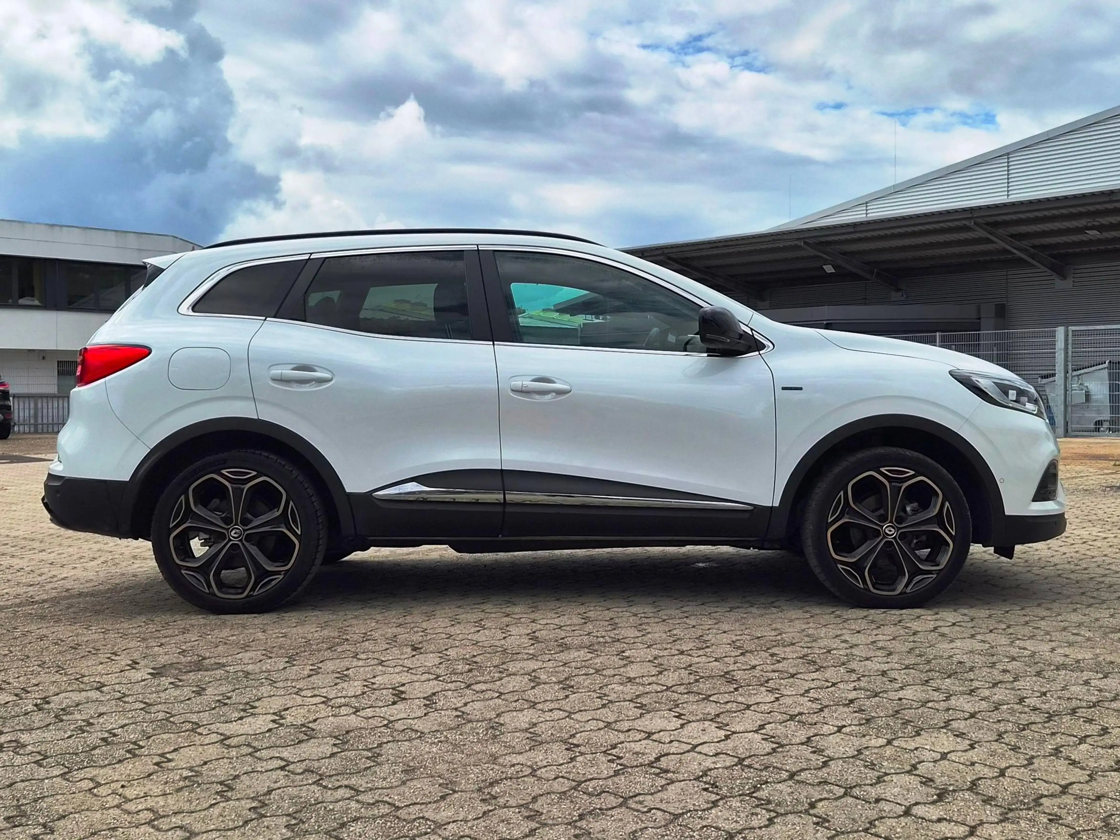 Renault Kadjar Black Edition/Finanzierung ab6,99 %/1Hand/29000km/Finanzierung ab 6,99% — photo 8