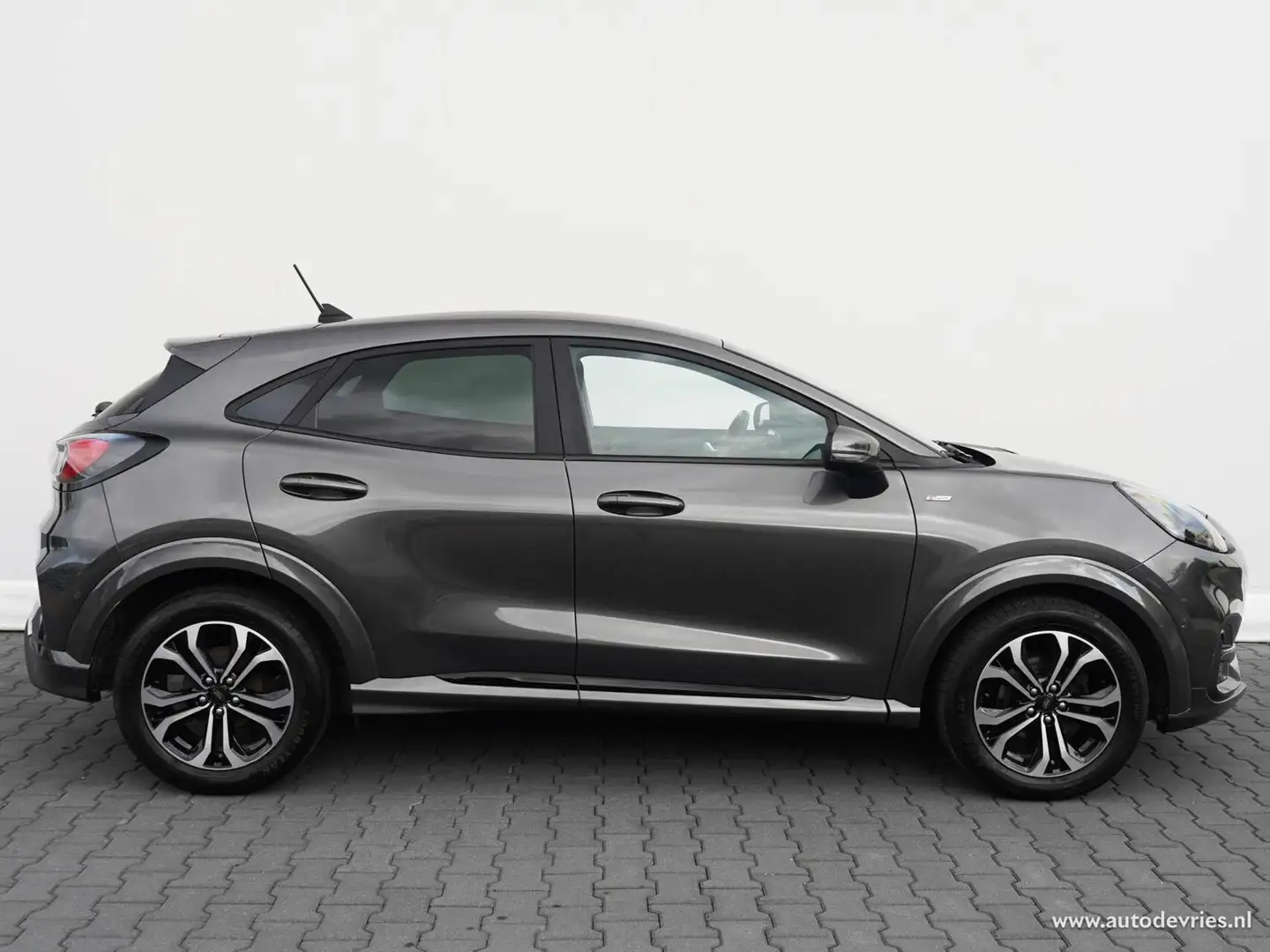 Ford Puma 1.0 EcoBoost Hybrid Automaat ST-Line | ECC | Full Grau - 2