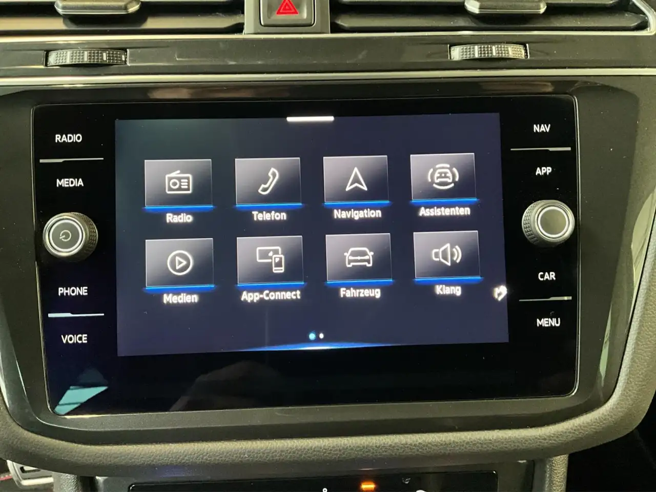 Volkswagen Tiguan Life-Urban-Sport+DSG+RearView+Navi 13