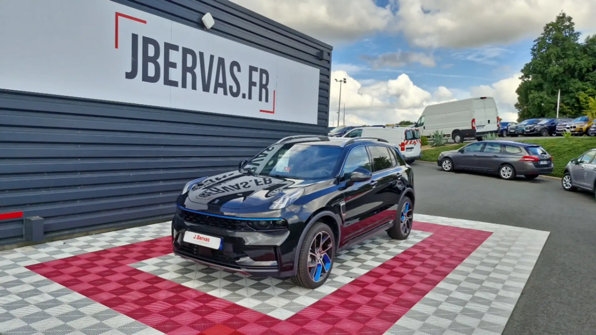 Lynk & Co 01 1.5 PHEV 261 CH DCTH7 Noir - 1