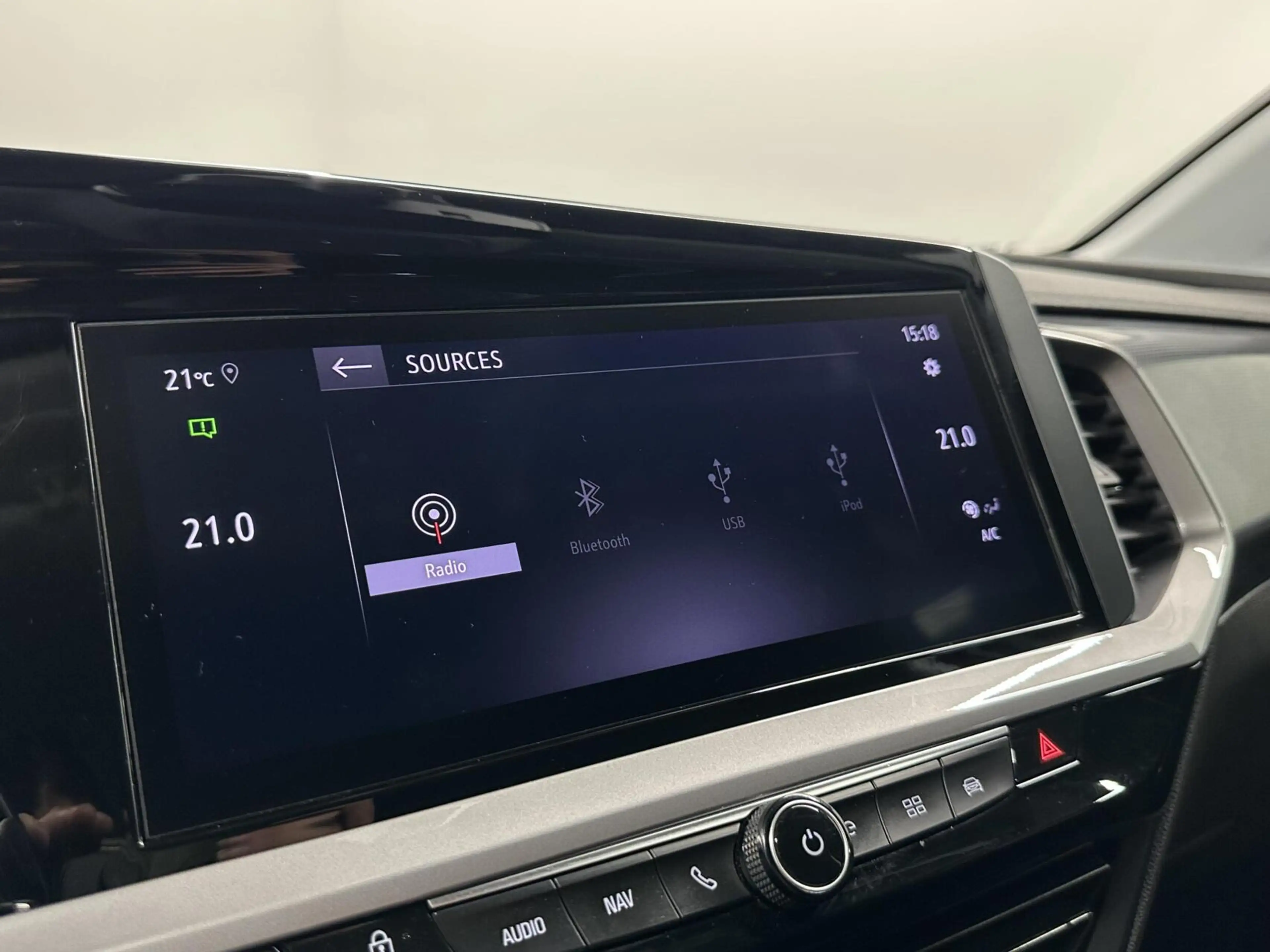 Opel Grandland 1.6 Turbo Plug-In Hybrid Level 3 TREKHAAK CARPLAY — photo 37