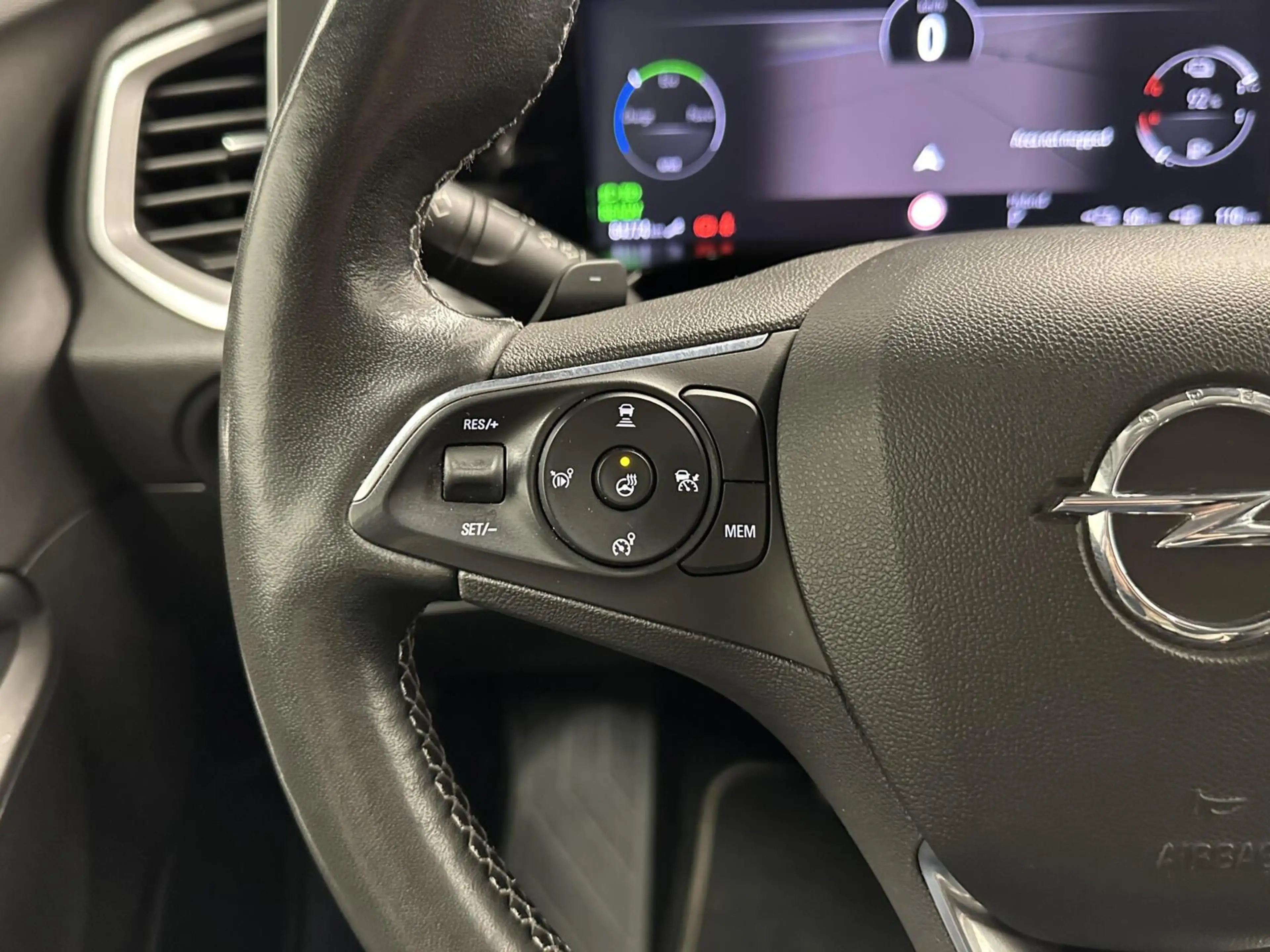 Opel Grandland 1.6 Turbo Plug-In Hybrid Level 3 TREKHAAK CARPLAY — photo 24