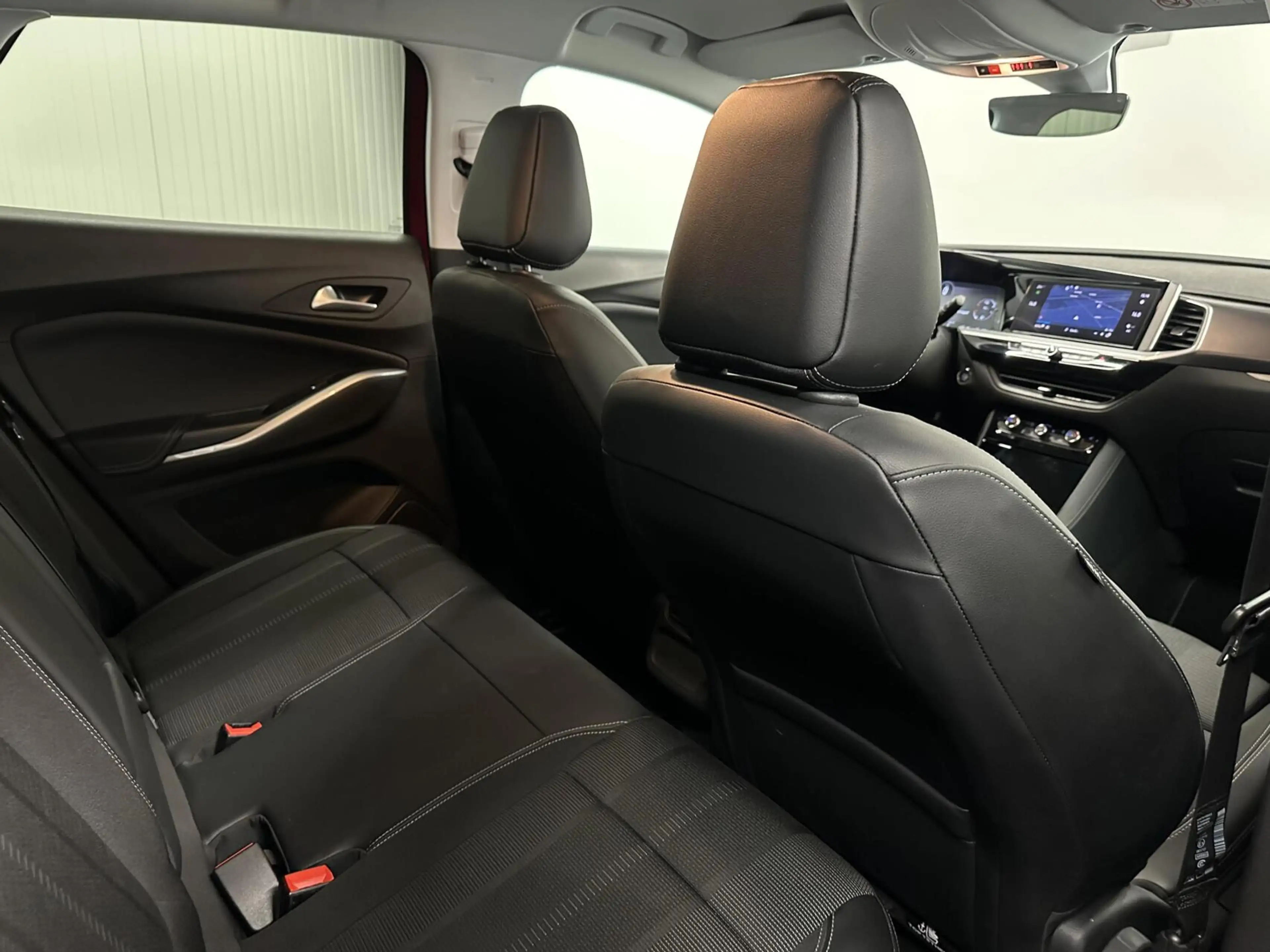 Opel Grandland 1.6 Turbo Plug-In Hybrid Level 3 TREKHAAK CARPLAY — photo 17