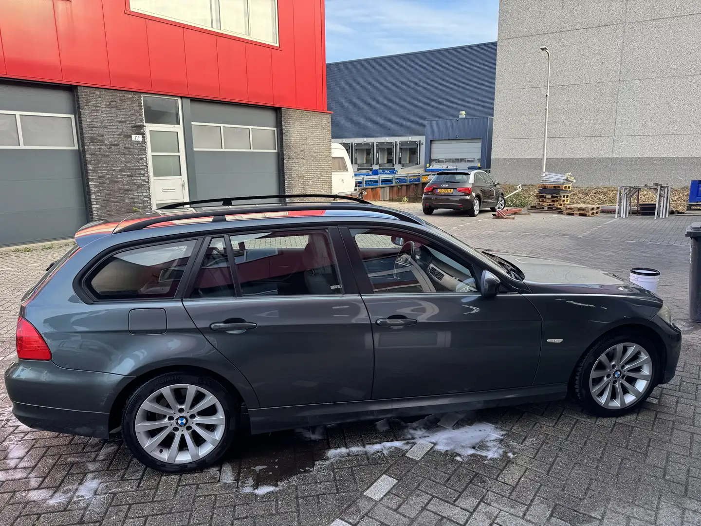 BMW 330 318i E91 LCI 143hp 2009 Groen - 2