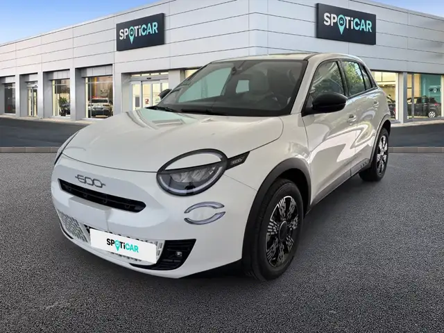 Fiat 600 1.2 Hybrid 145cv Icon