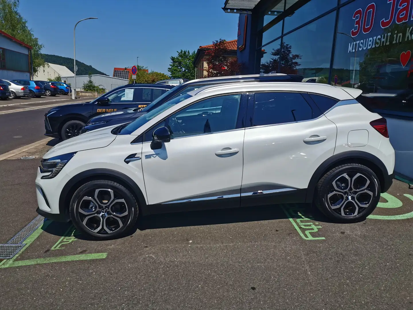 Mitsubishi ASX Select 1.6 PHEV AHK Garantie bis 04/2029 Weiß - 2