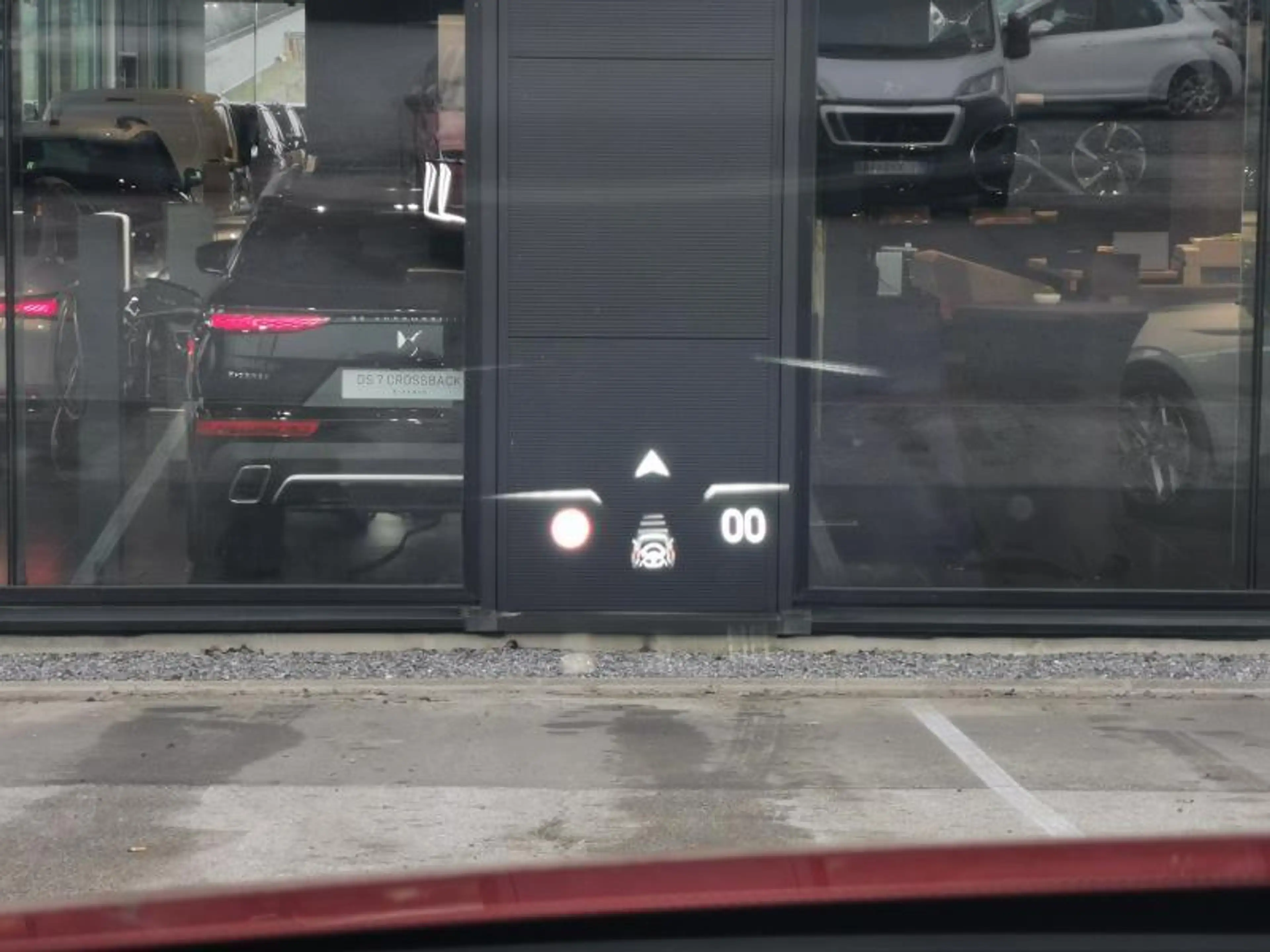 DS Automobiles DS 4 Rivoli / 1.5 BlueHDi / EAT8 — photo 15