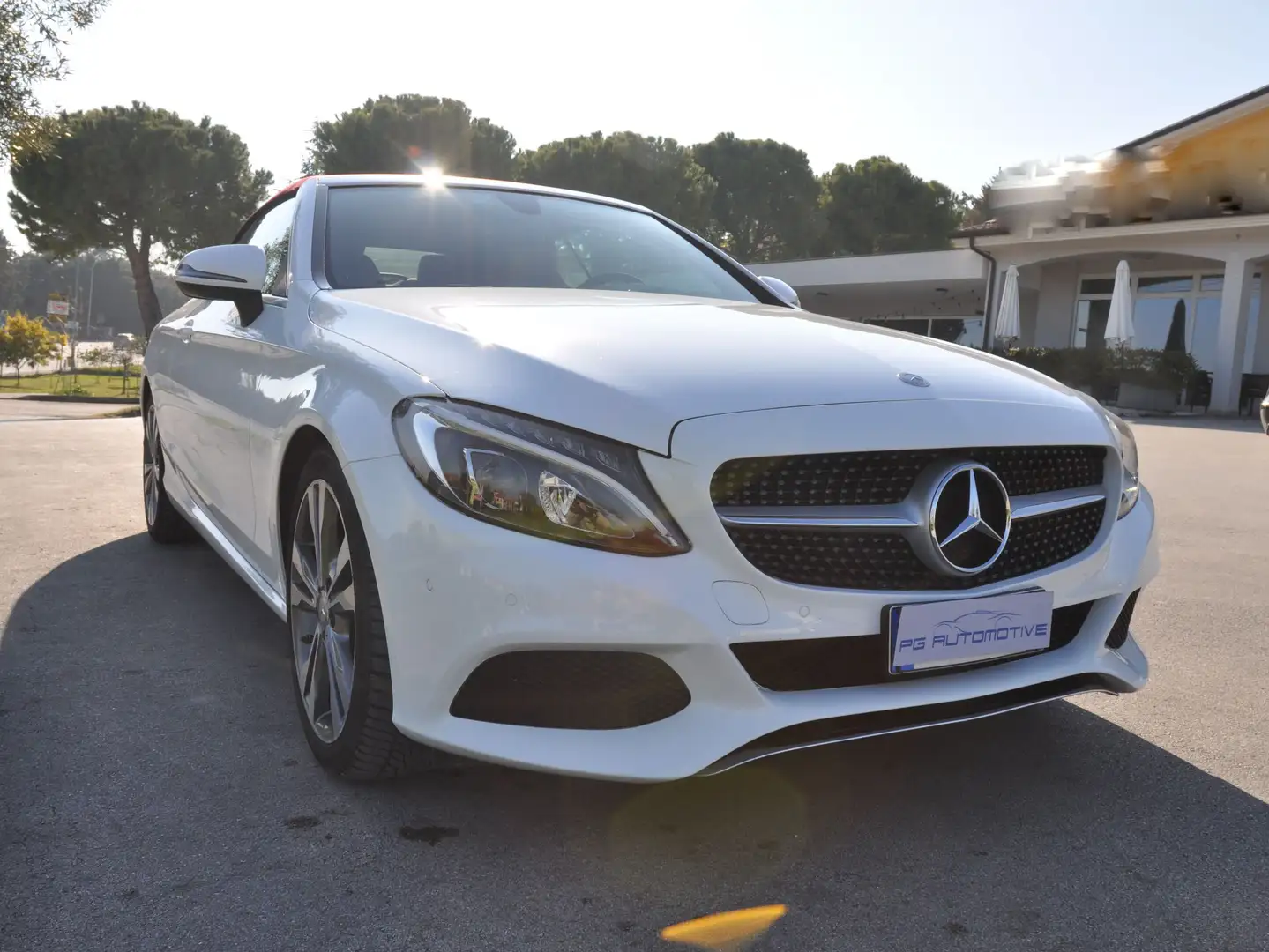 Mercedes-Benz C 220 Cabrio d Premium auto Bianco - 1
