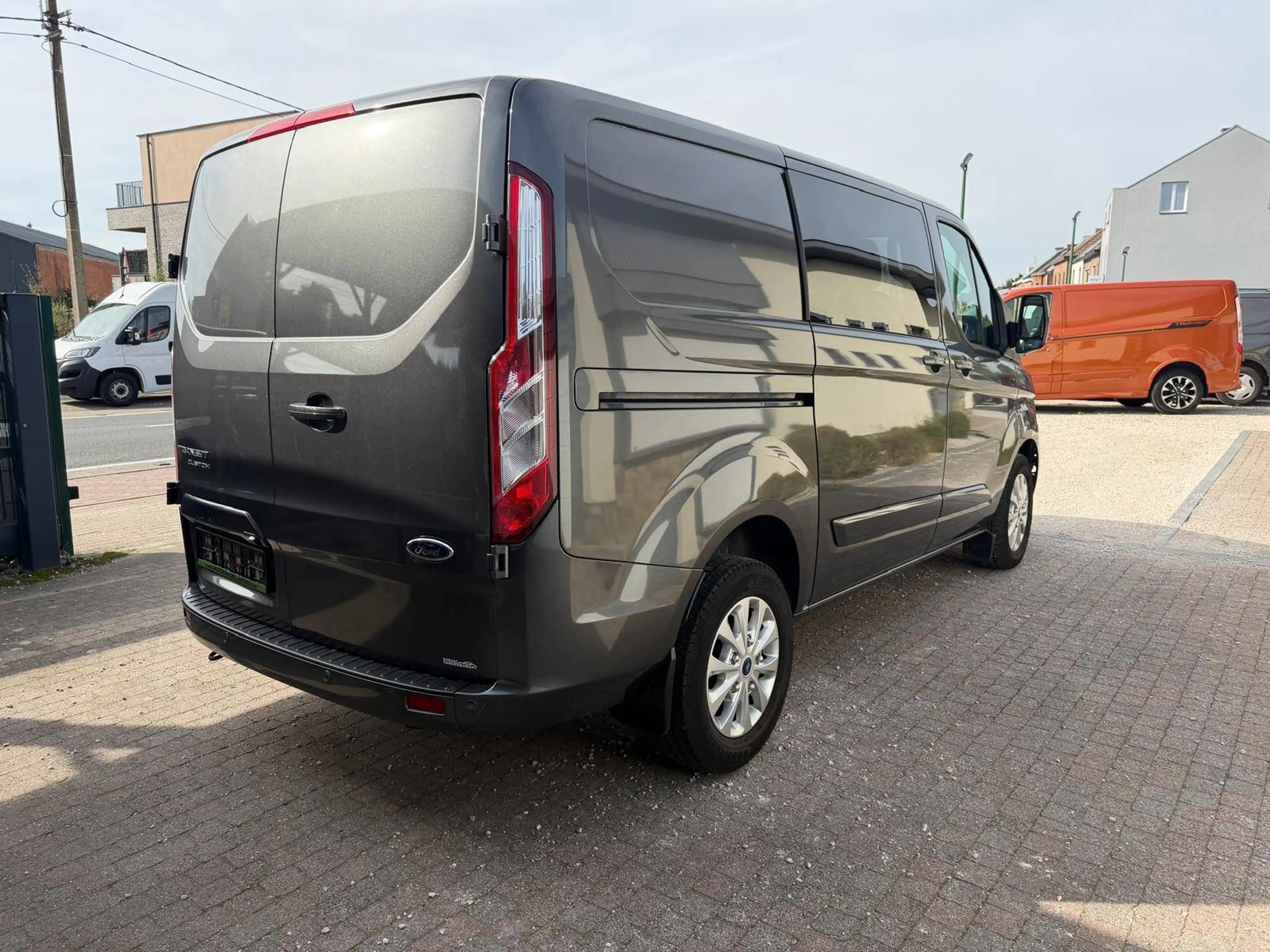 Ford Transit Custom LIMITED * AUT * DUB CAB * 6ZITPL * ACC * LANE * CAMERA * — photo 4