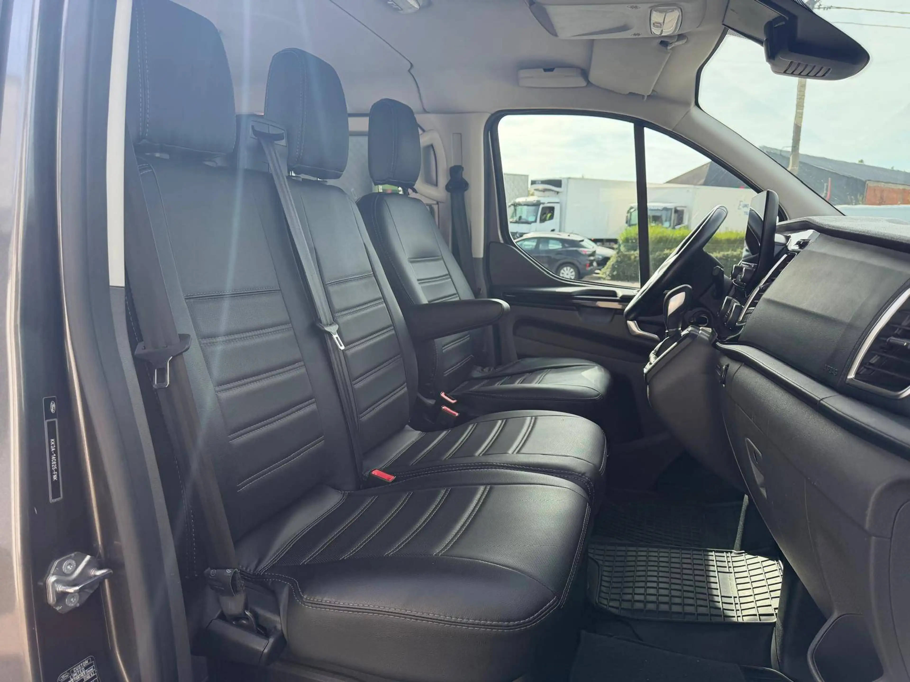 Ford Transit Custom LIMITED * AUT * DUB CAB * 6ZITPL * ACC * LANE * CAMERA * — photo 11