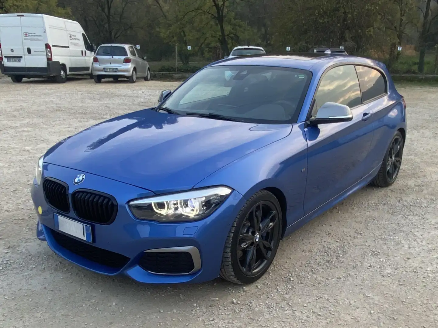 BMW 140 Serie 1 F/20-21 2015 M 140i 3p auto Kék - 2