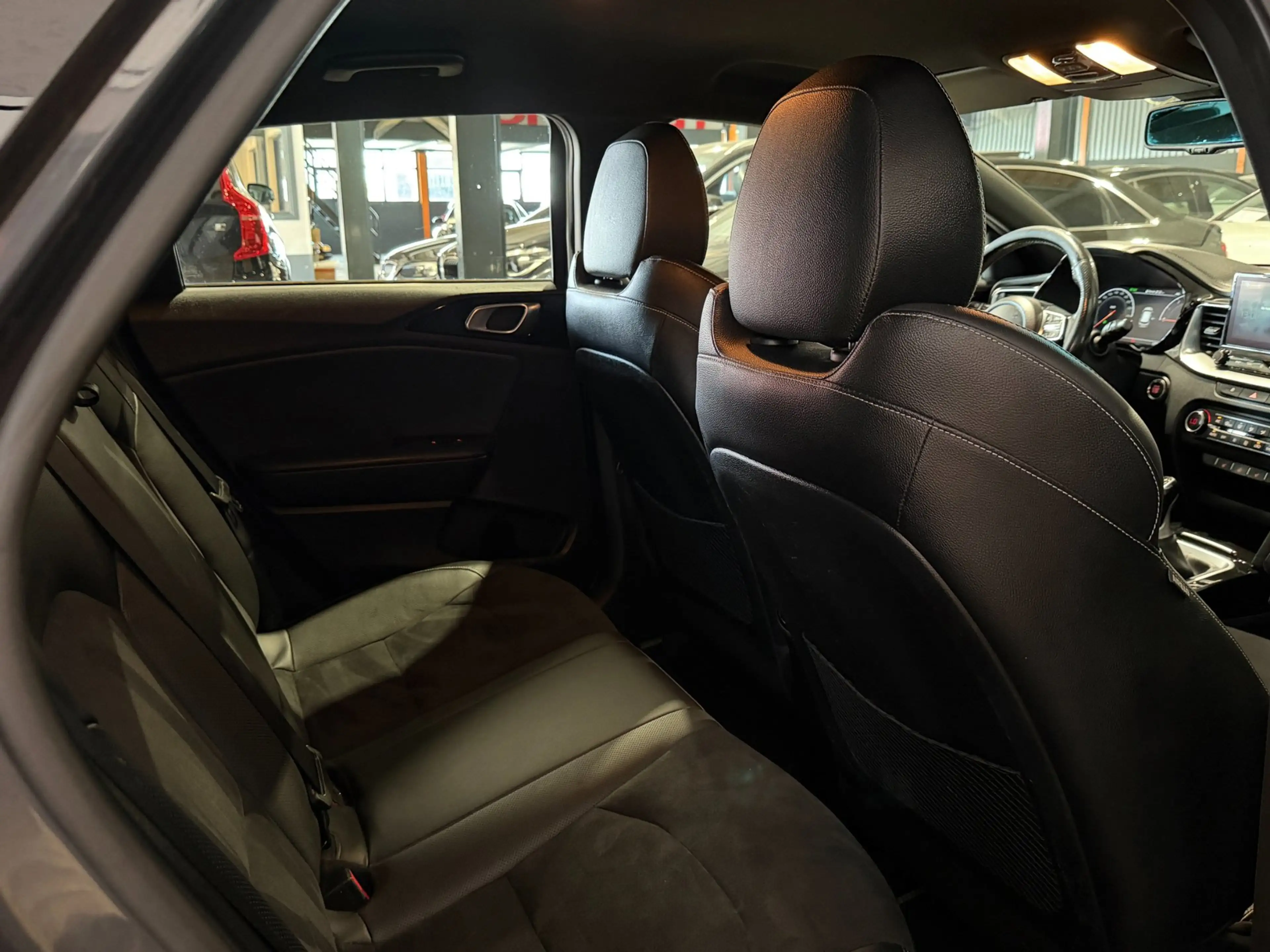 Kia ProCeed / pro_cee'd 1.0 T-GDI GT-PlusLine Trekhaak Camera — photo 9
