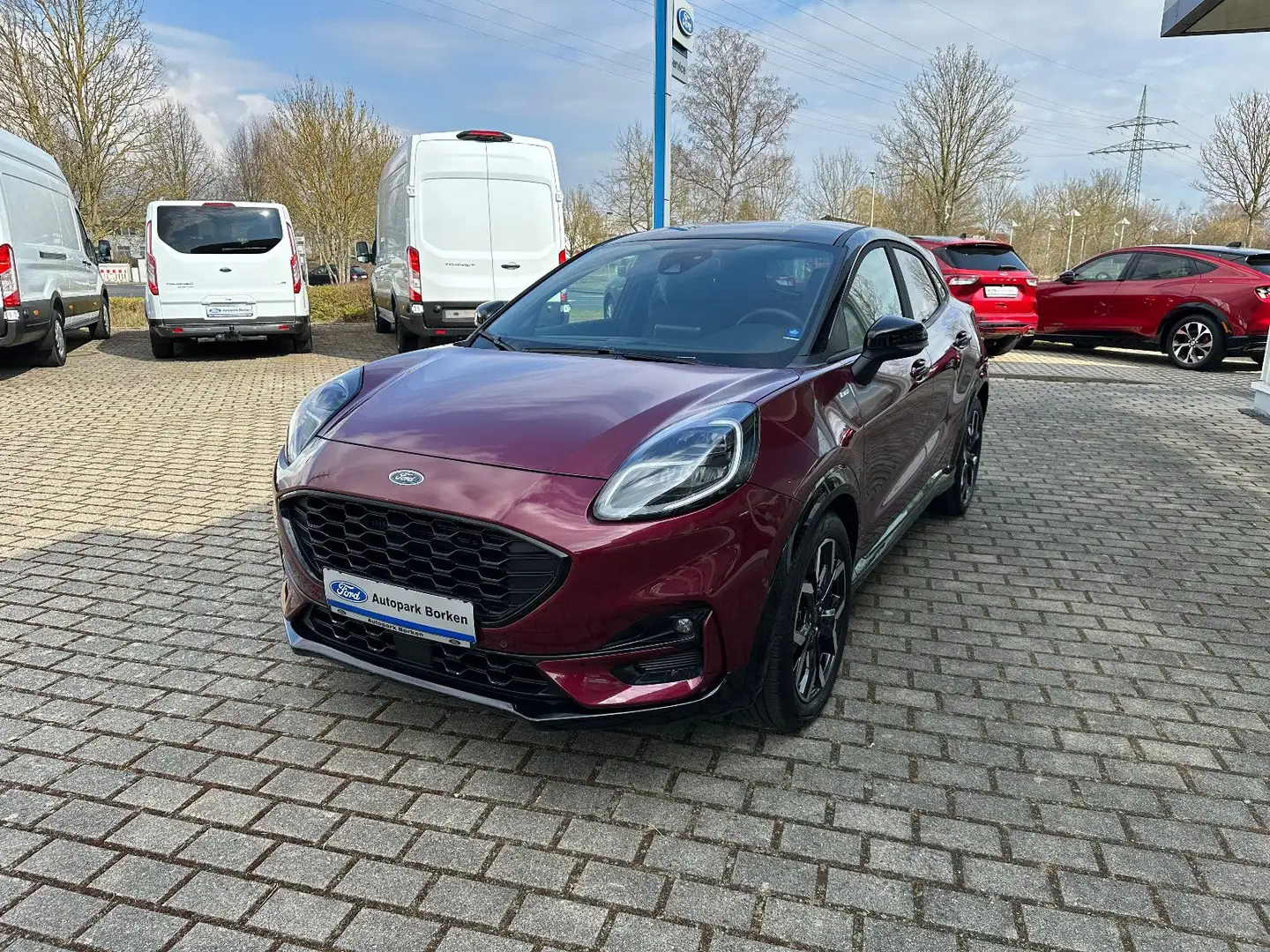 Ford Puma Hybrid ST-Line X Berry Rot - 1