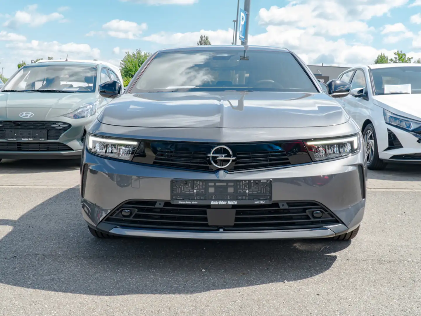 Opel Astra 1.2 Edition PDC SHZ KAMERA NAVI LED Grau - 2