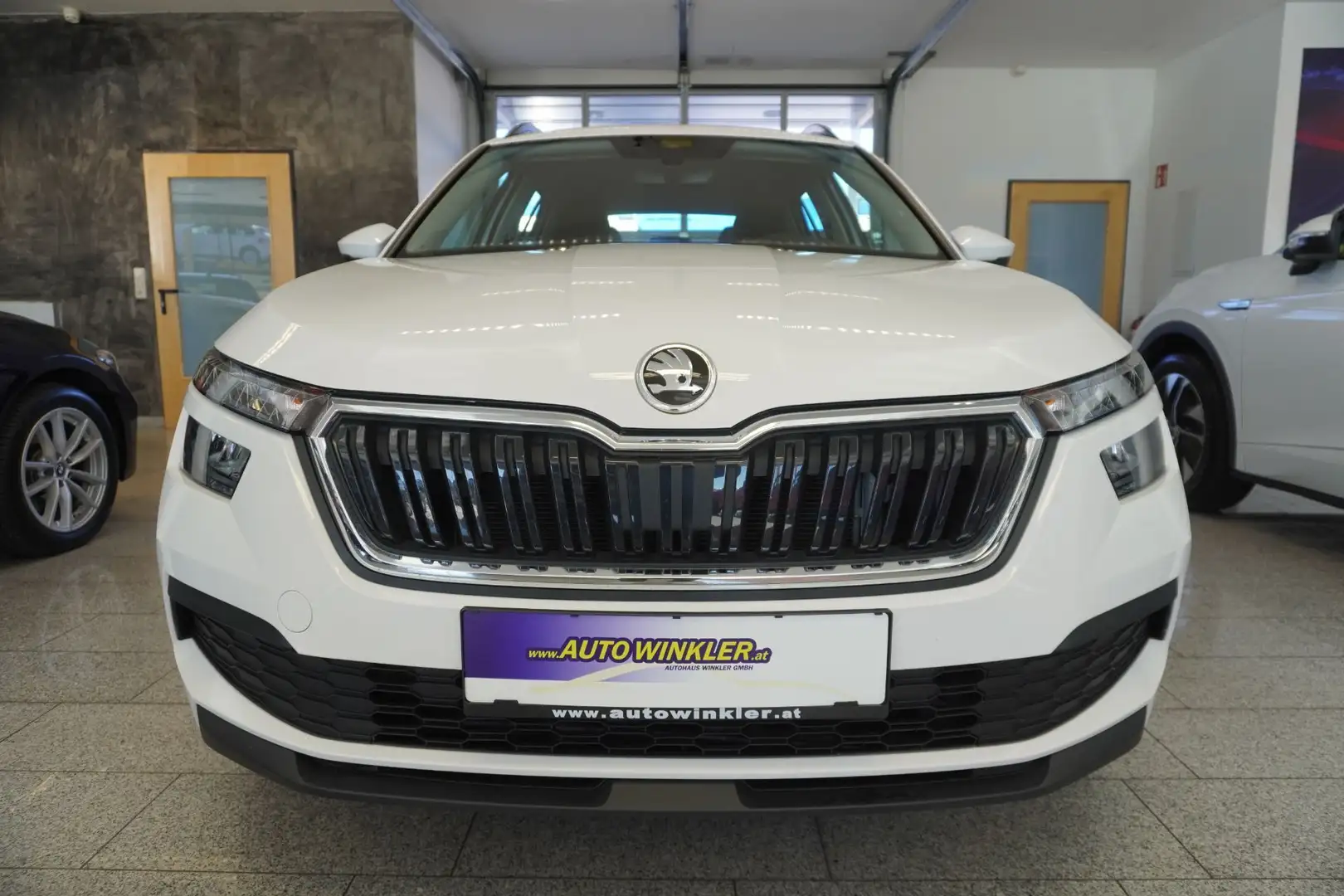 Skoda Kamiq 1.0 TSI Active SmartLink/PDC Weiß - 2