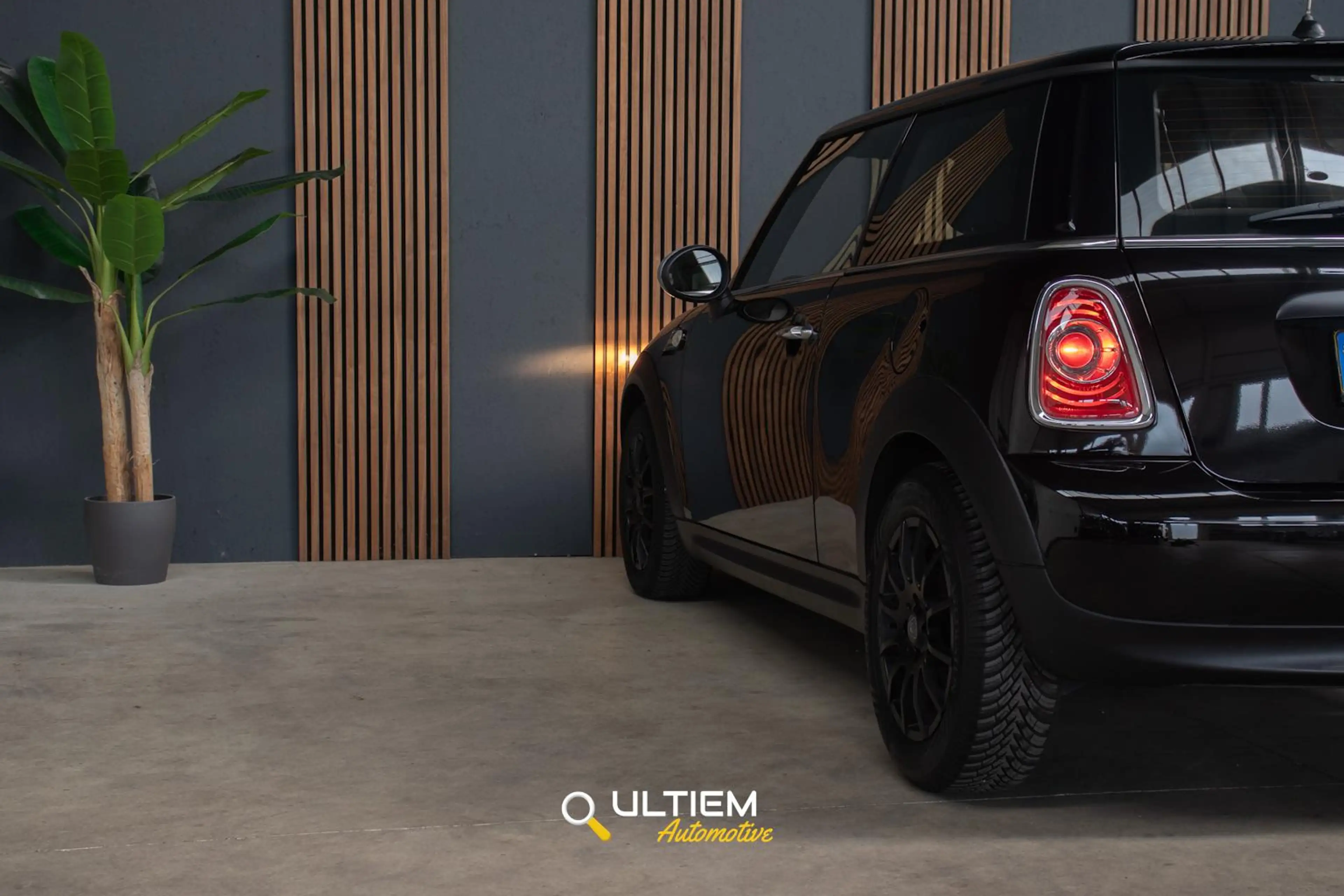 MINI One 1.6 Chili 2013 | Airco, Lichtmetalen Velgen — photo 19