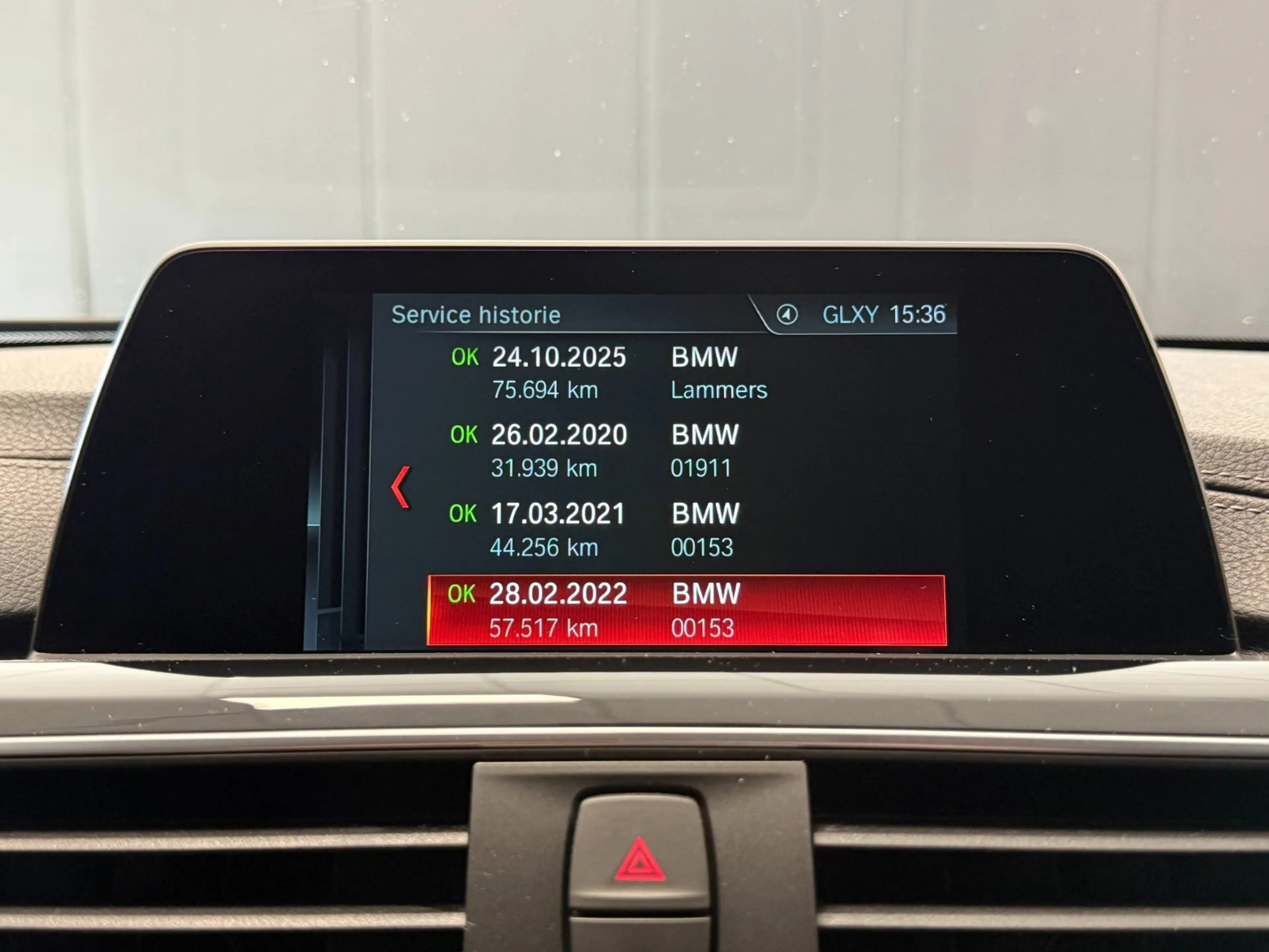 BMW 320 3-serie Touring 320i xDrive|PDC|LED|CRUISE|STOELV| — photo 36