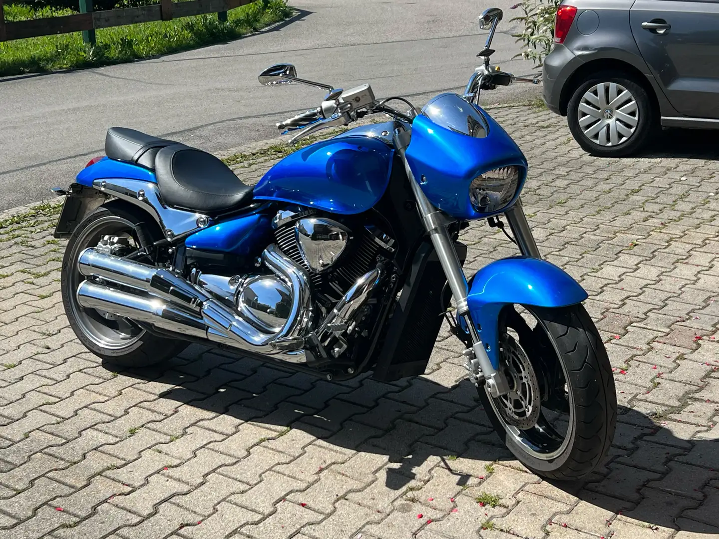 Suzuki VZ 1500 M Thunderbike Umbau Bleu - 1