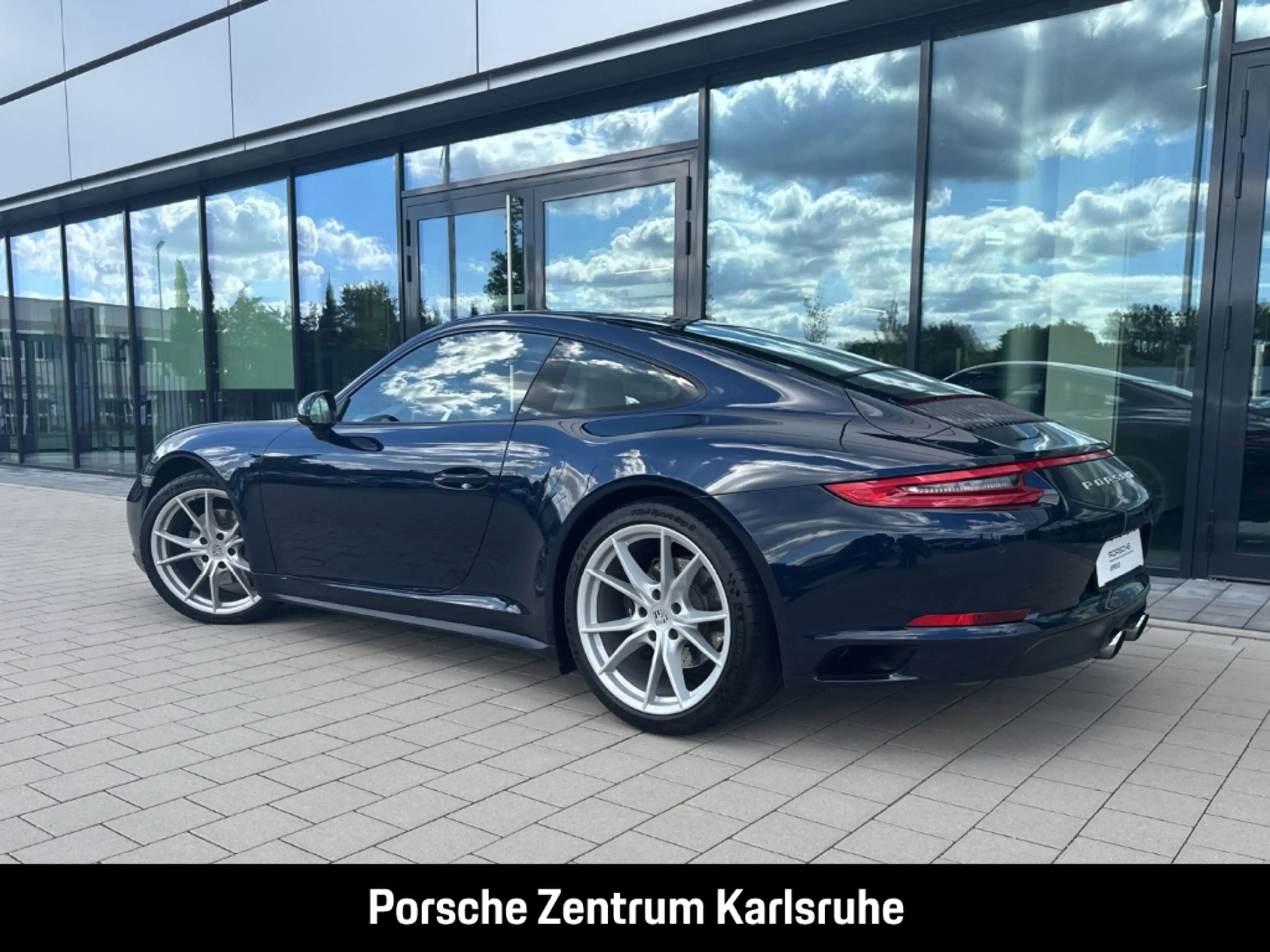 Porsche 991 -2 (911) Carrera 4 — photo 3