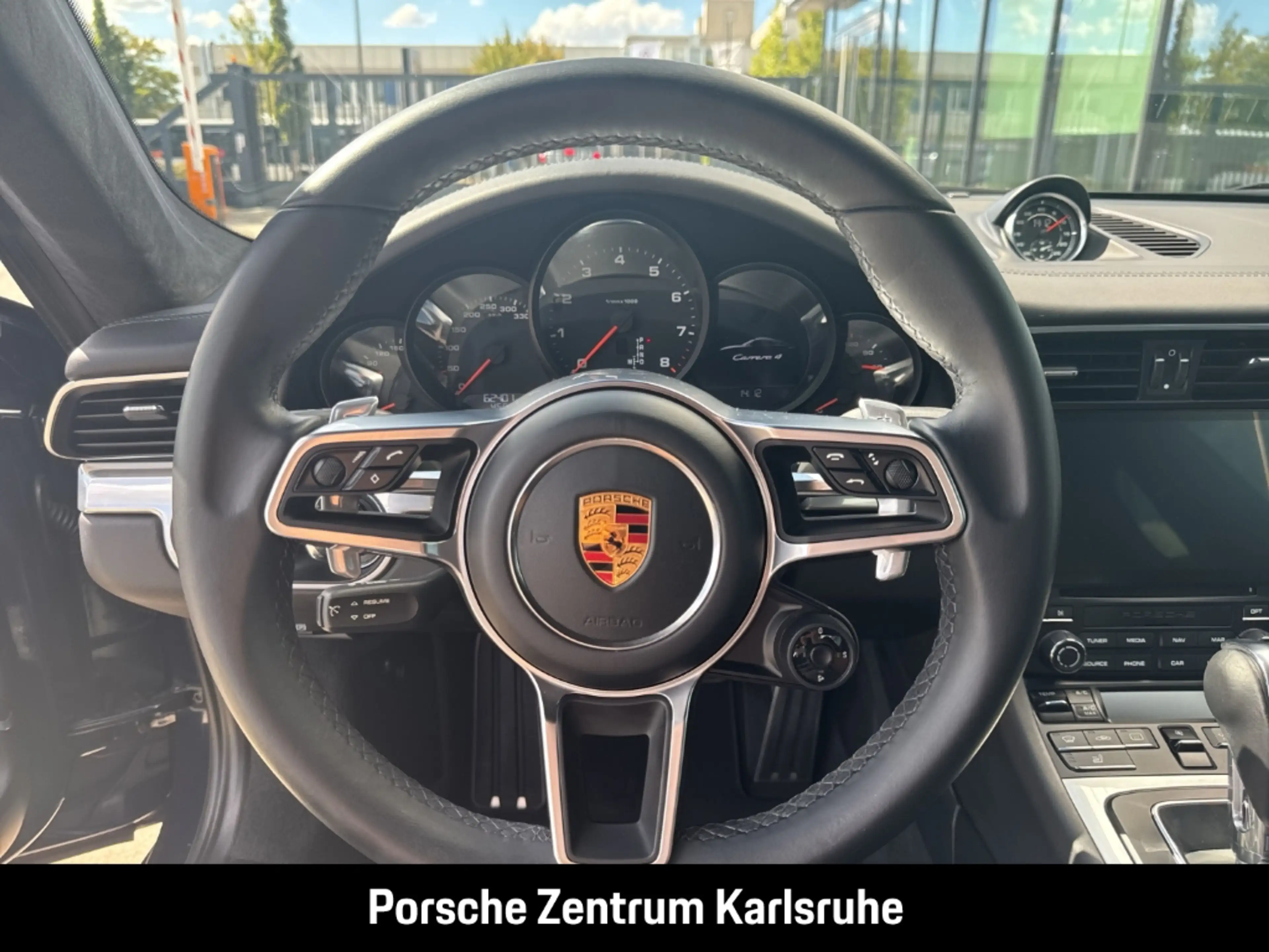 Porsche 991 -2 (911) Carrera 4 — photo 14
