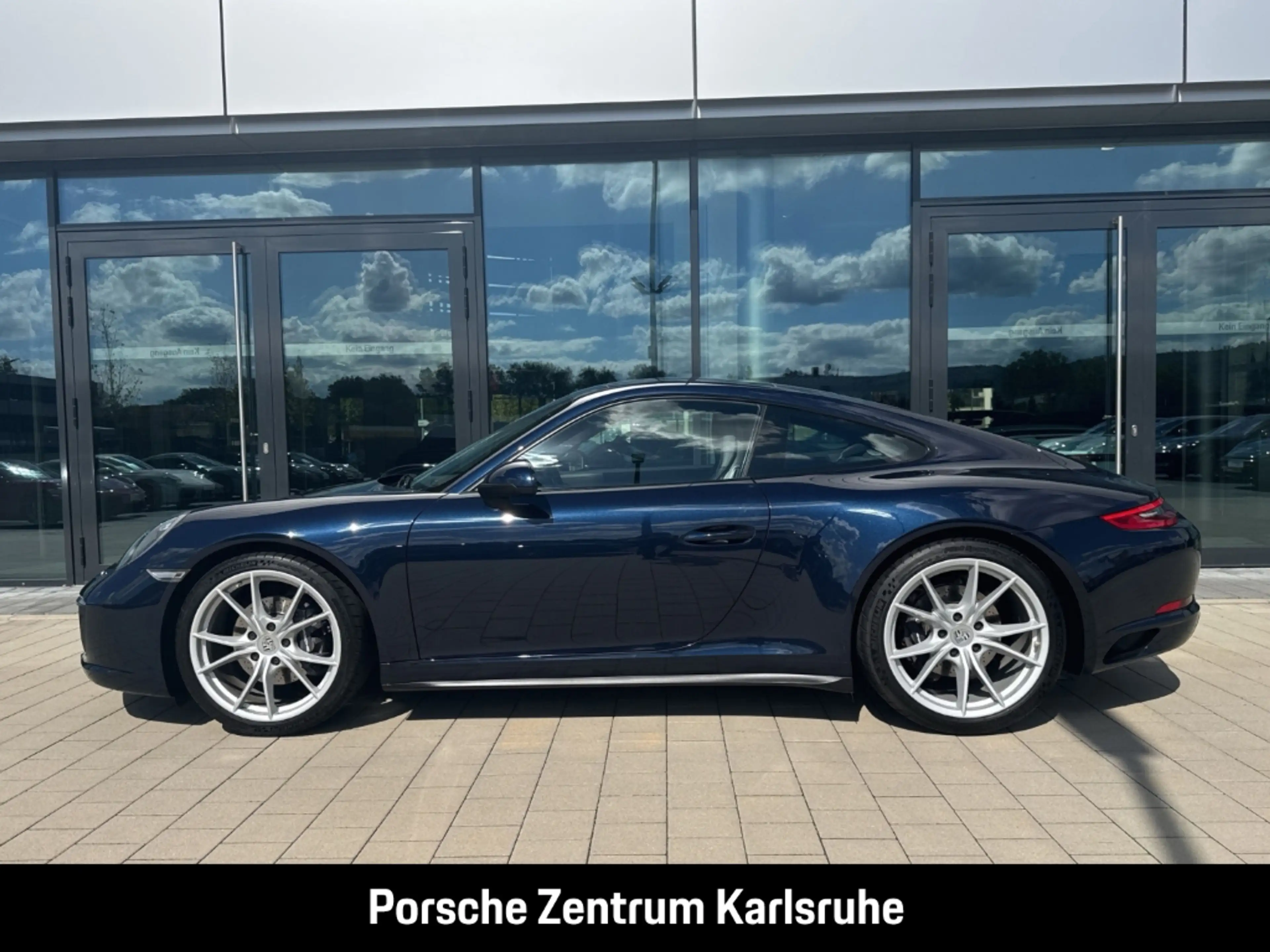 Porsche 991 -2 (911) Carrera 4 — photo 2