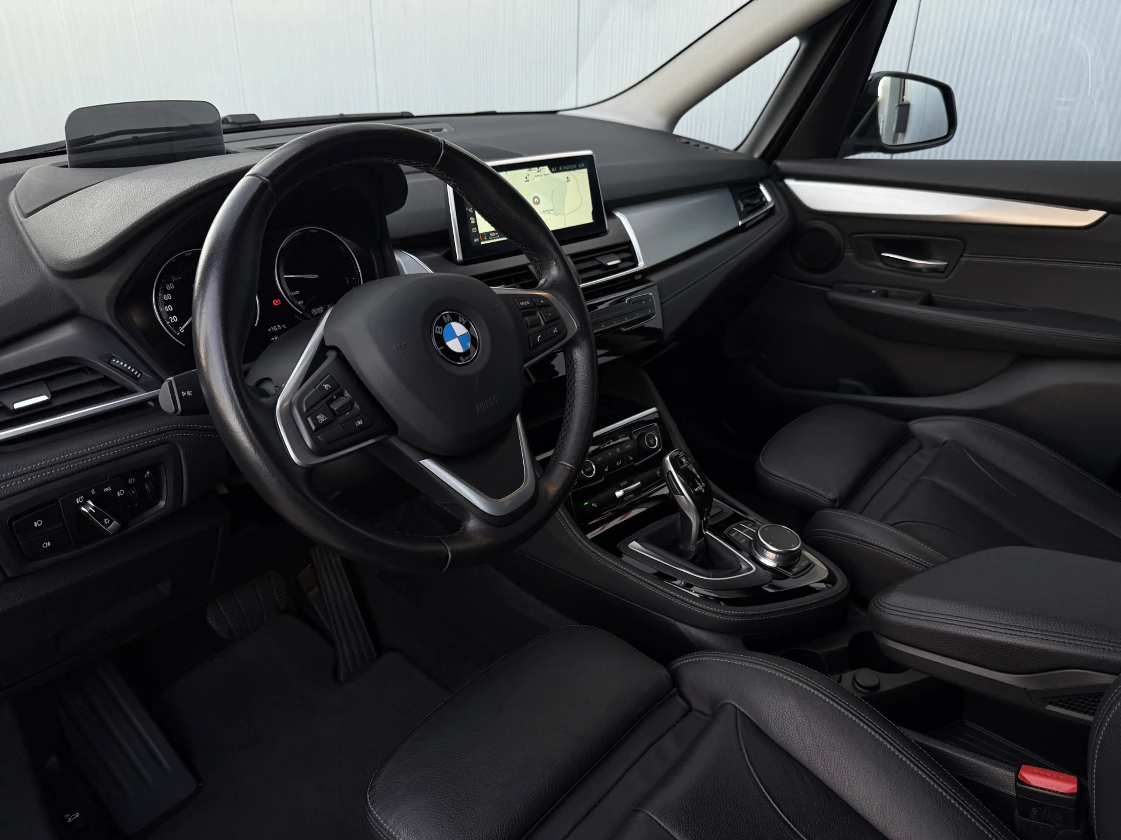 BMW 220 2-serie Gran Tourer 220i 7p. High Executive Launch — photo 6