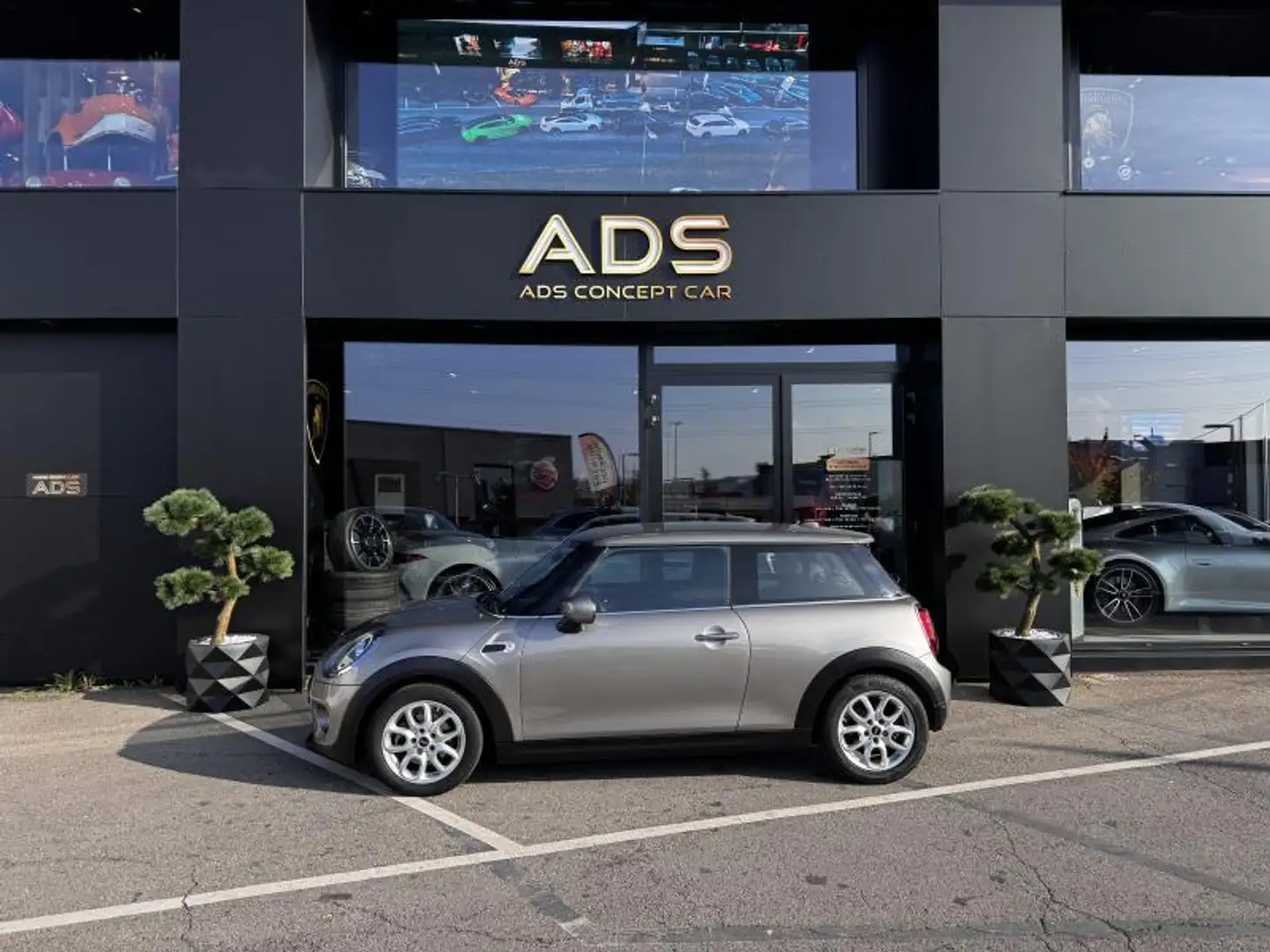 MINI Cooper 3 Gris - 2