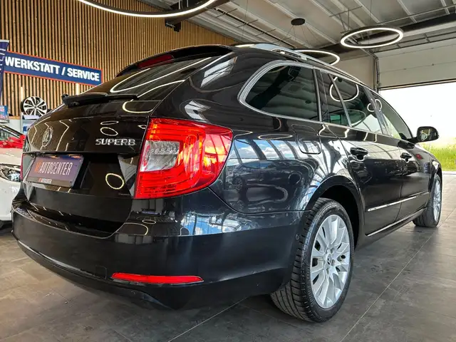 Skoda Superb view 2