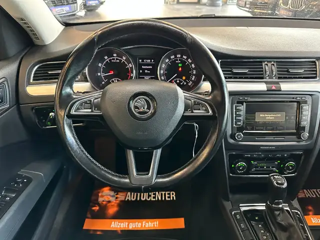 Skoda Superb view 13