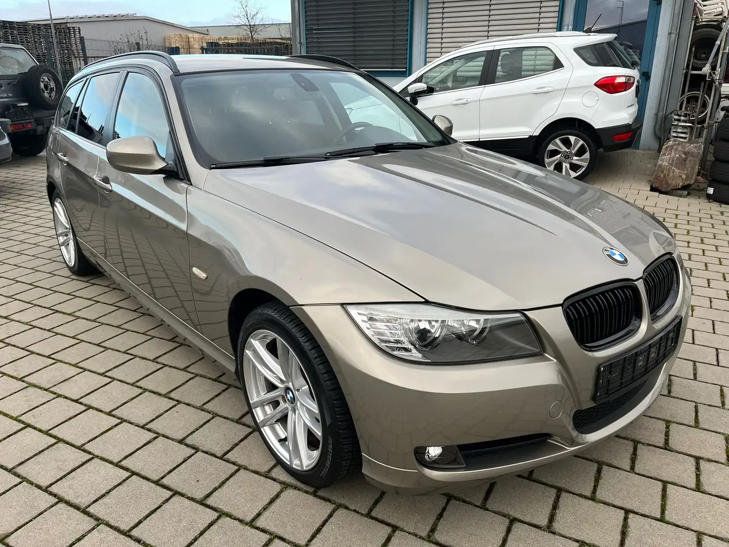 BMW 318 318i Bronzo - 2