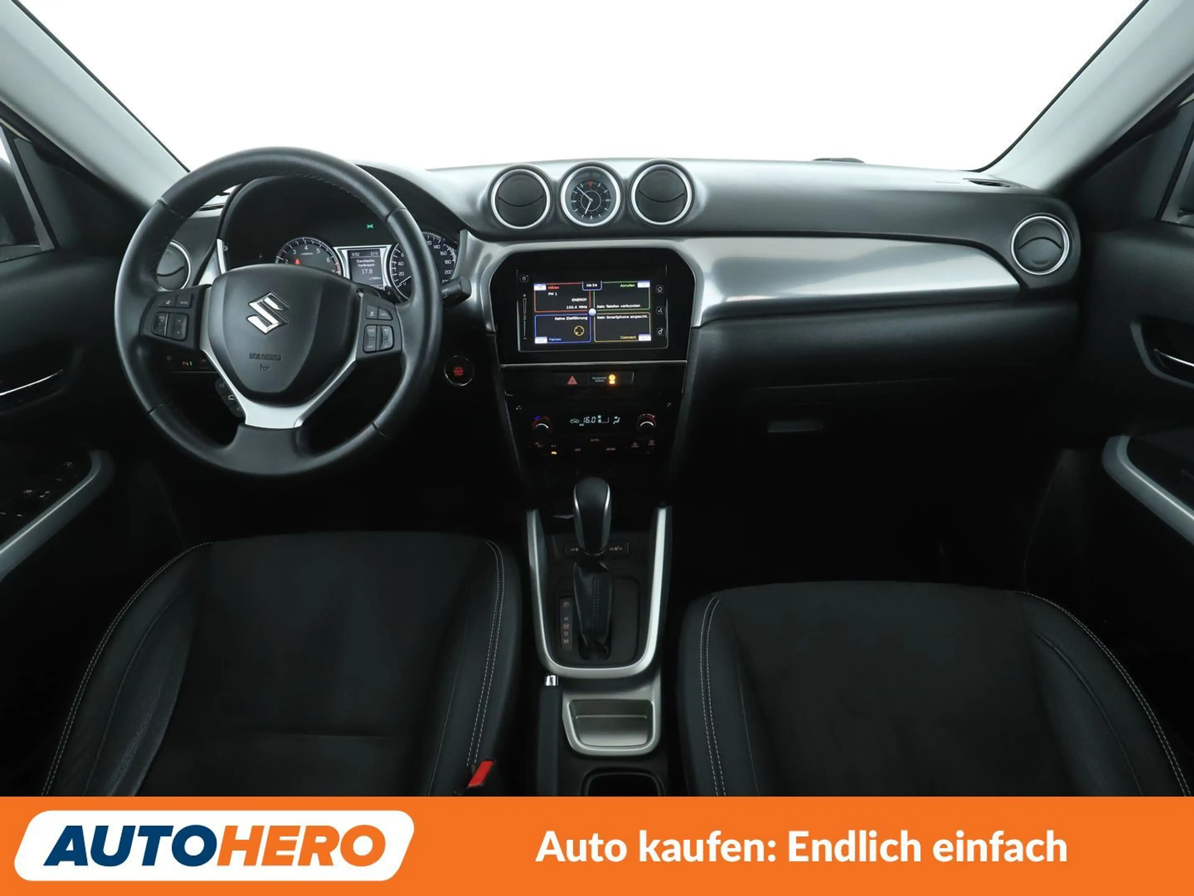 Suzuki Vitara 1.6 Comfort+ 4x2 Aut*NAVI*ACC*CAM*SHZ*KLIMA* — photo 12