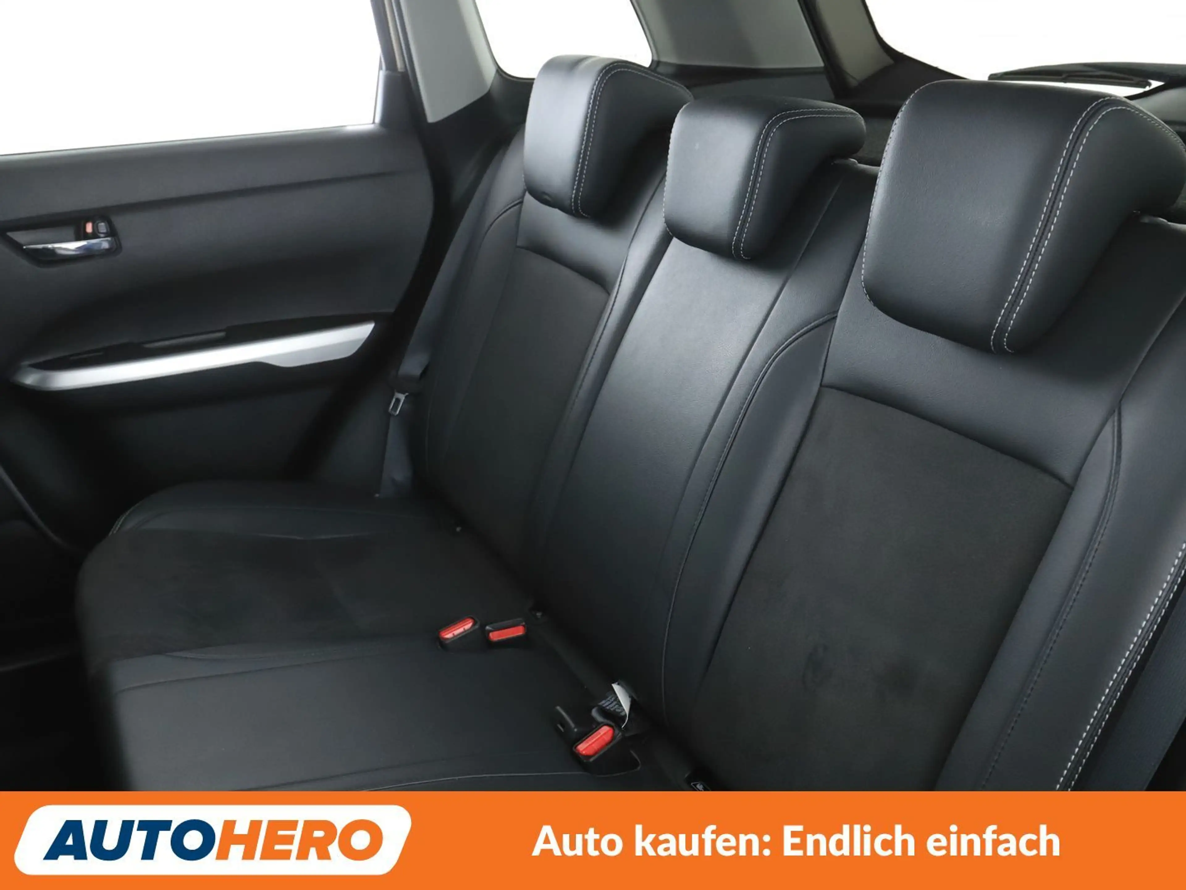 Suzuki Vitara 1.6 Comfort+ 4x2 Aut*NAVI*ACC*CAM*SHZ*KLIMA* — photo 14