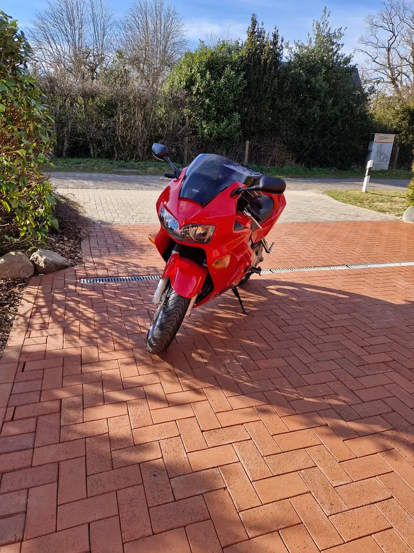 Honda VFR 800 Rojo - 1