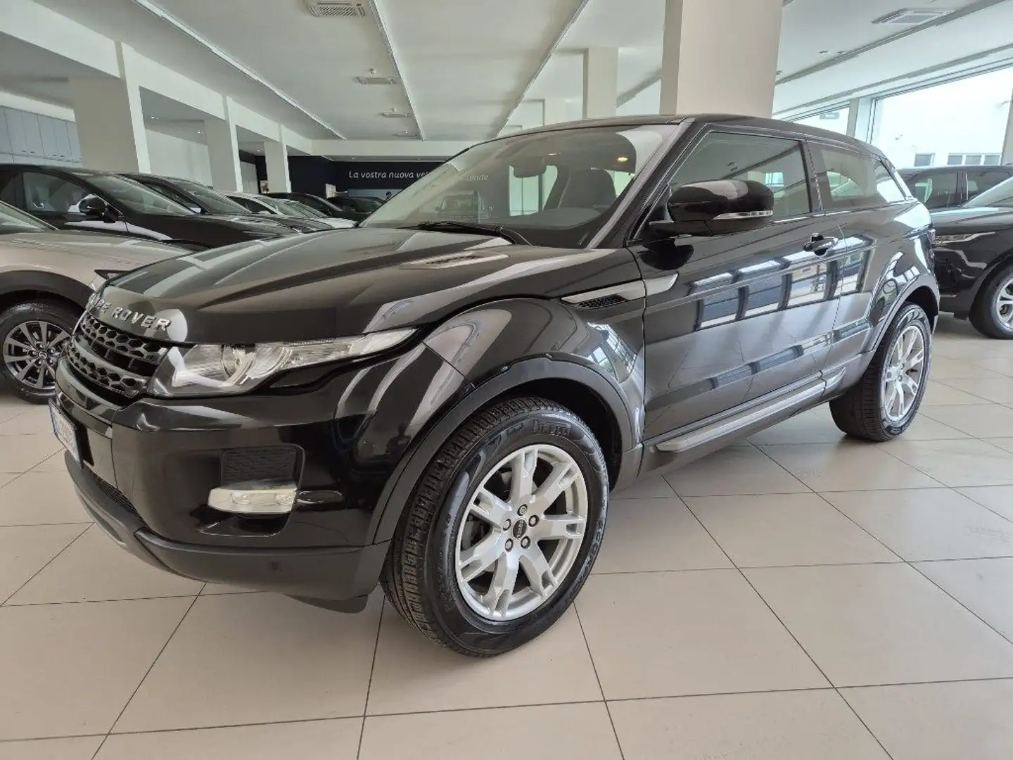 Land Rover Range Rover Evoque 2.2 TD4 Coupé Pure *3 PORTE* Nero - 1
