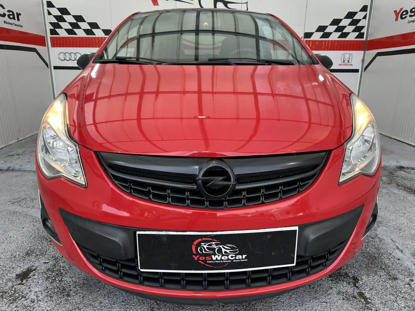 Opel Corsa 1.4 Color Edition Rot - 2