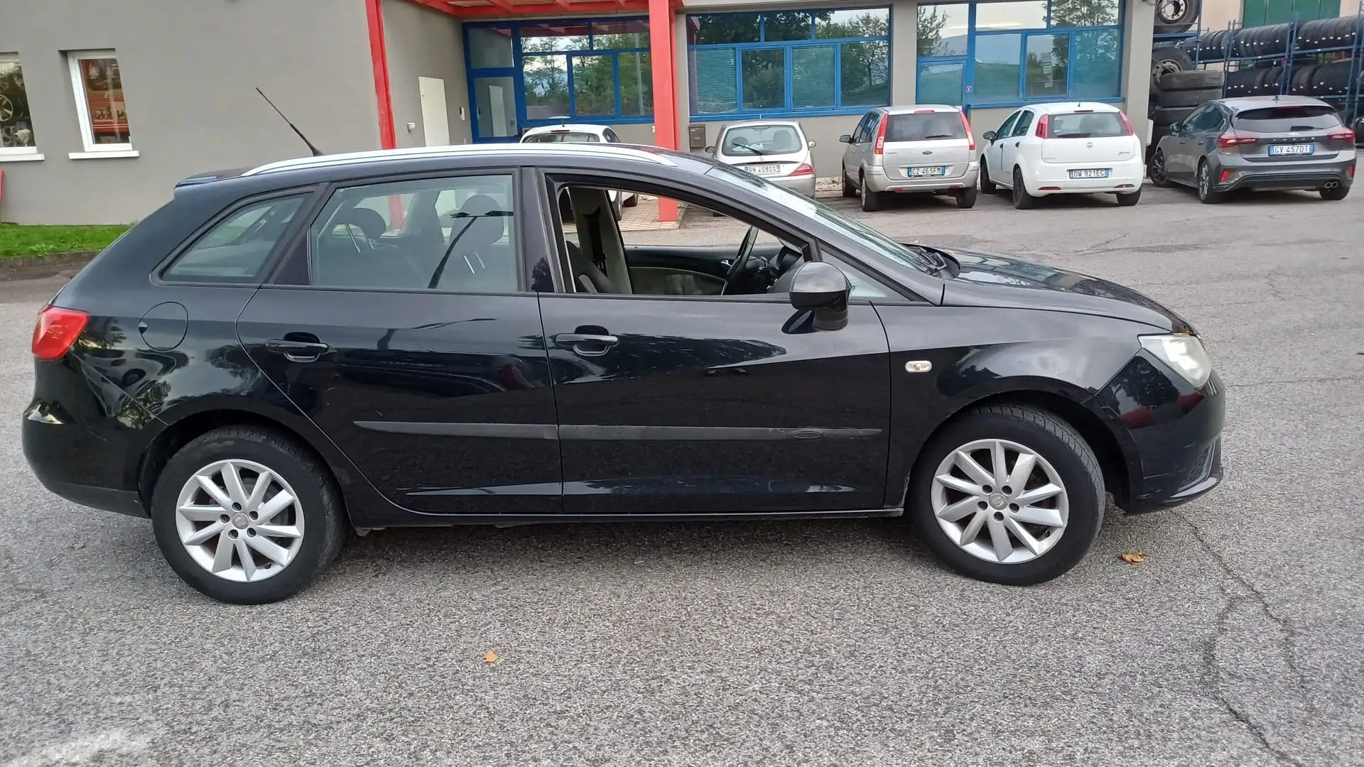 SEAT Ibiza IV 2013 Schwarz - 2