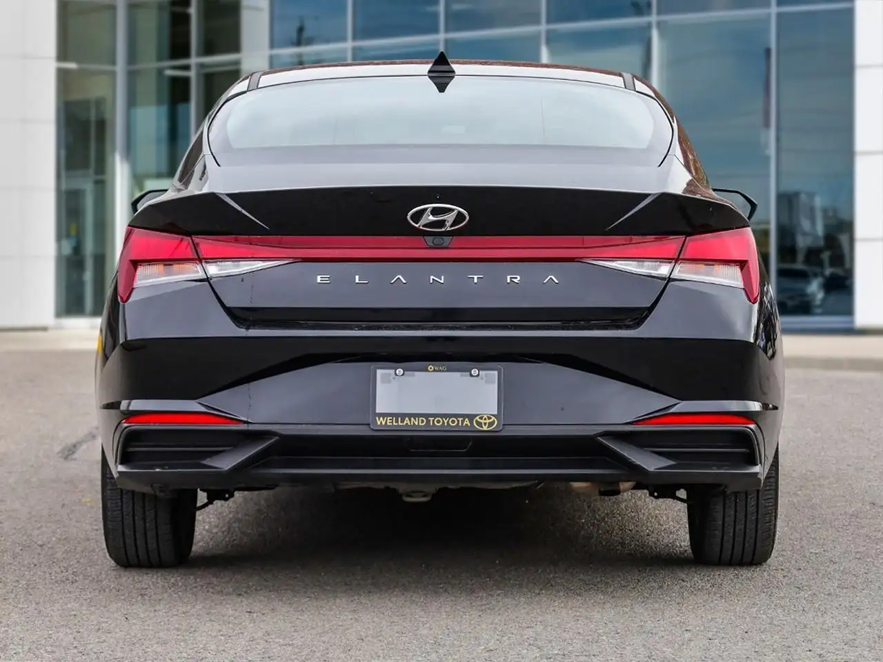 Hyundai ELANTRA снимка Hyundai ELANTRA