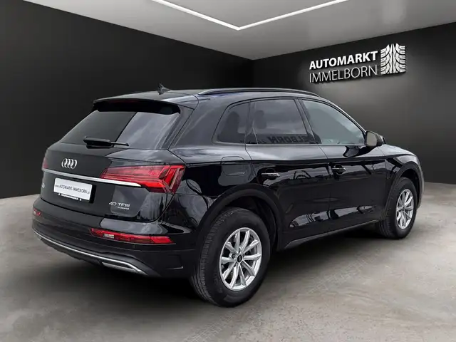 Audi Q5 view 6
