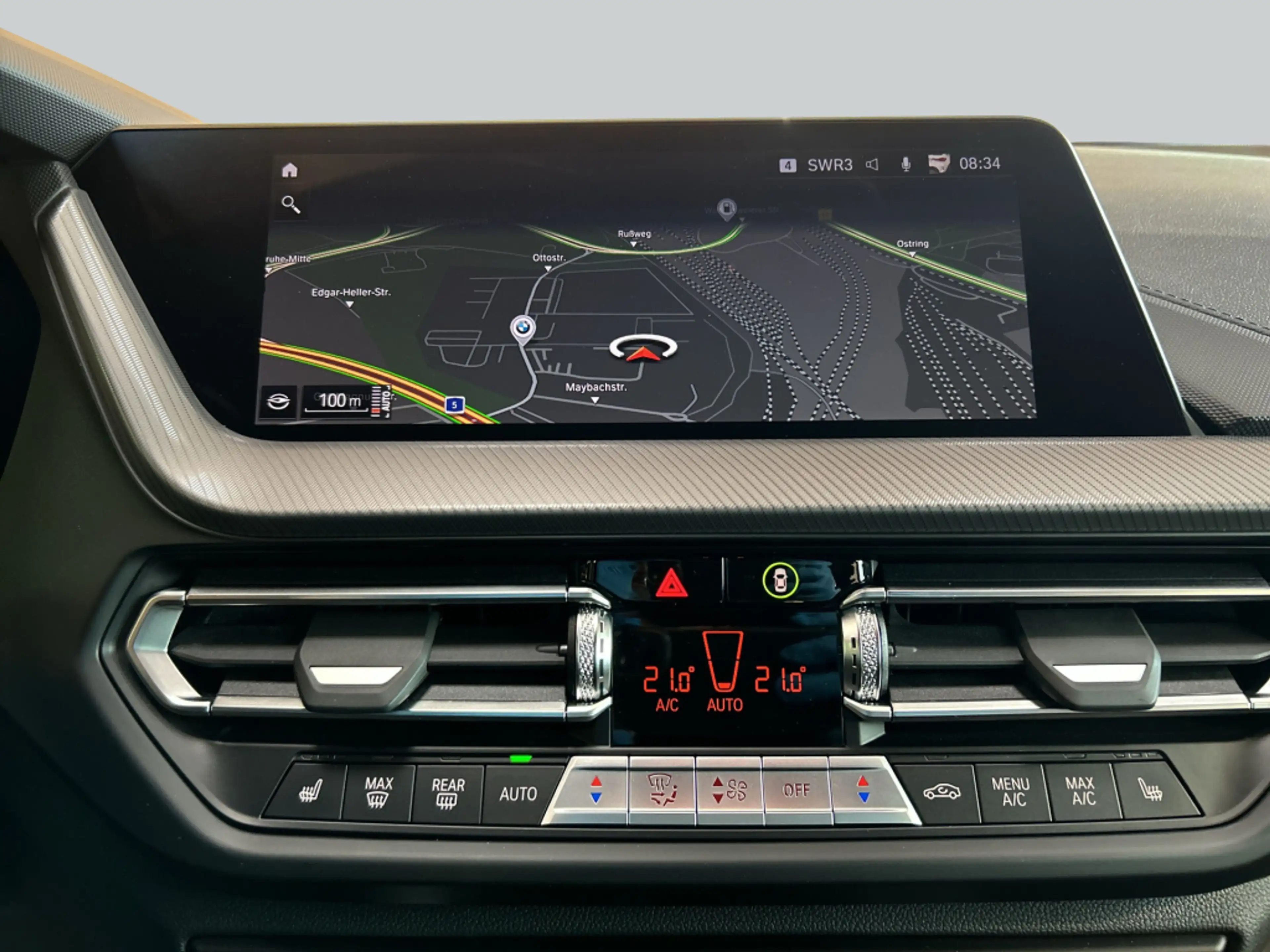 BMW M1 i xDrive LED HiFi PDC — photo 20