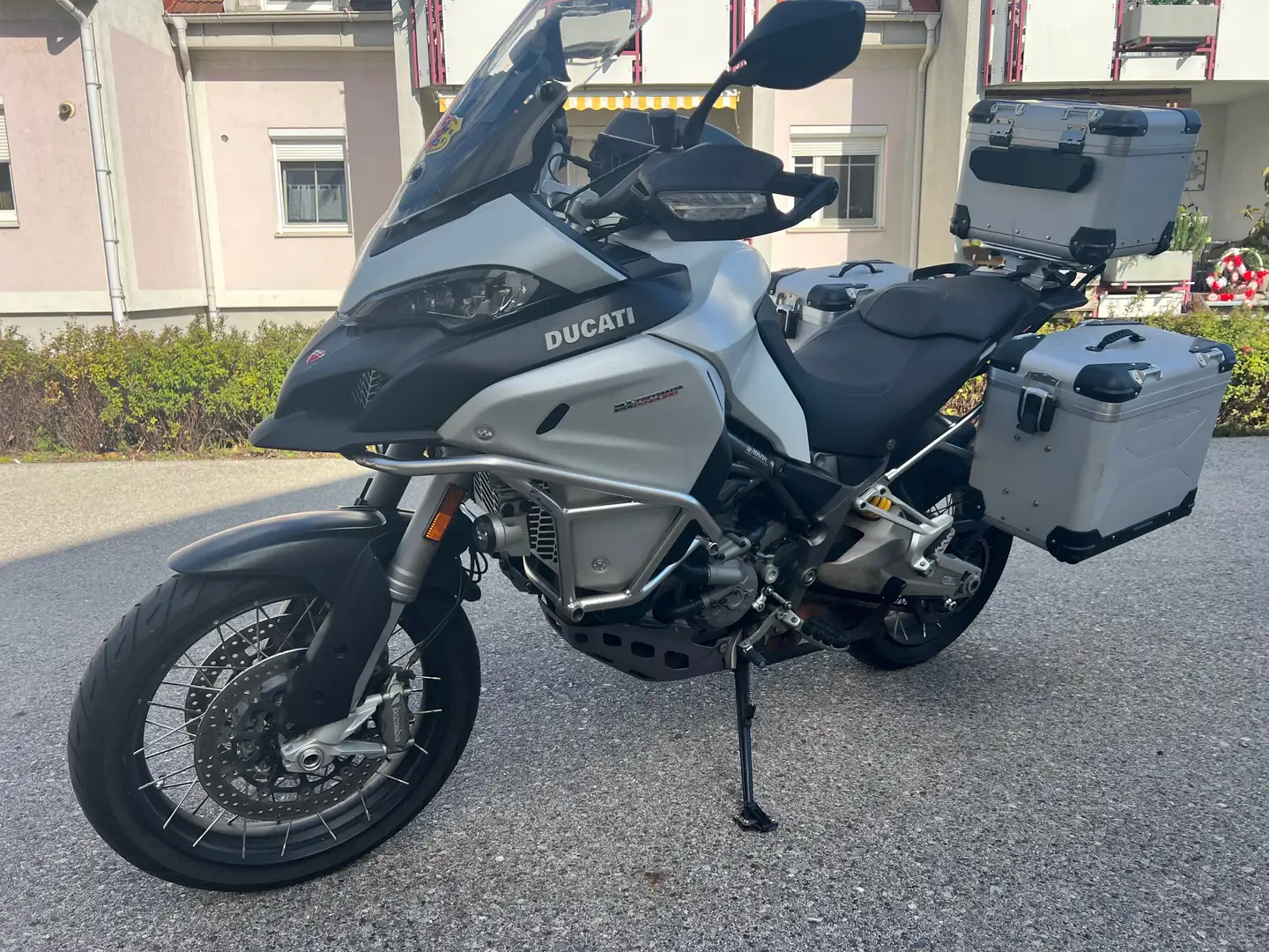 Ducati Multistrada 1200 Enduro Weiß - 2