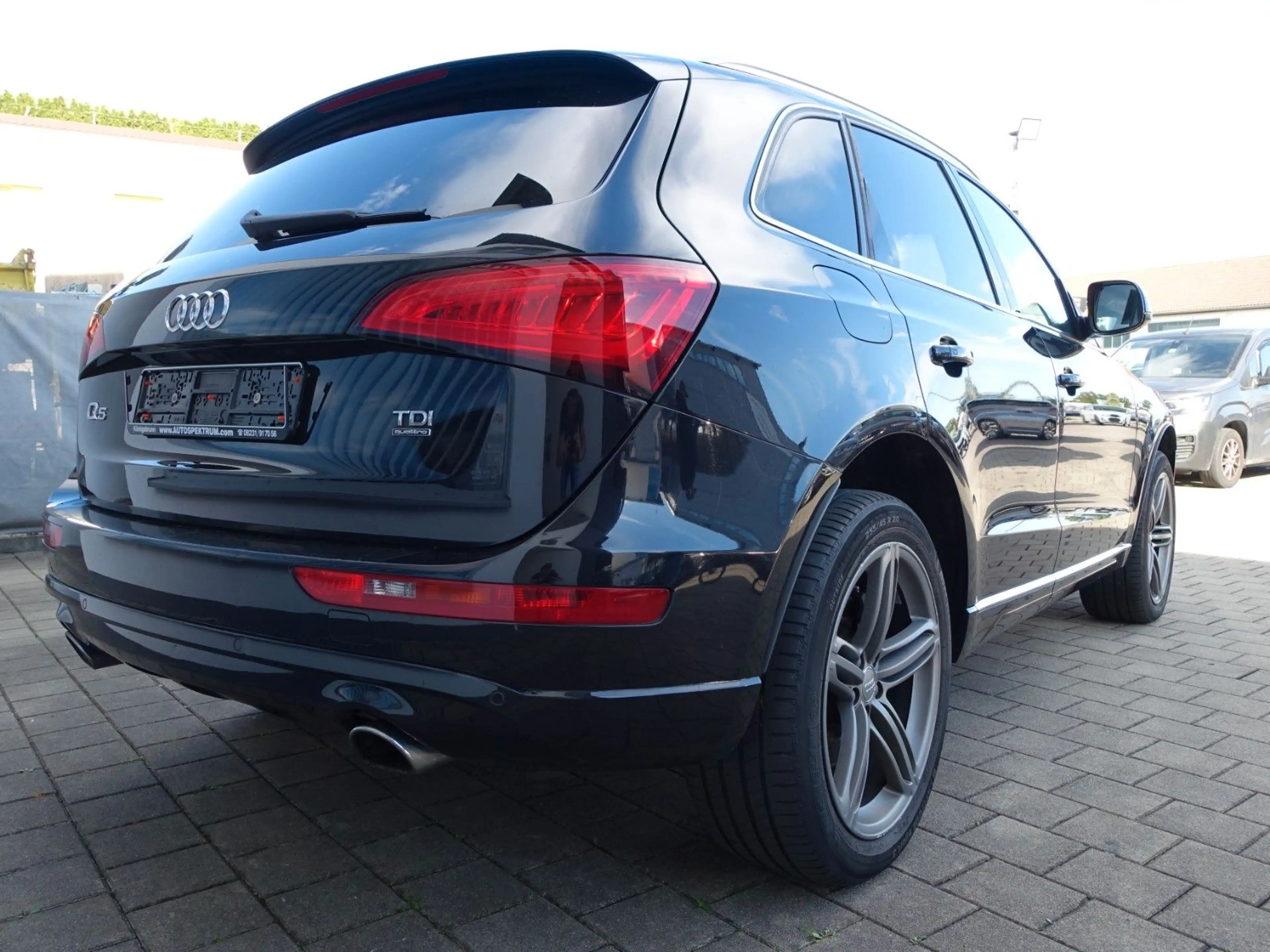 Audi Q5 3.0 TDI 180 kW quattro S-LINE/PANORAMA/1.HAND — photo 5