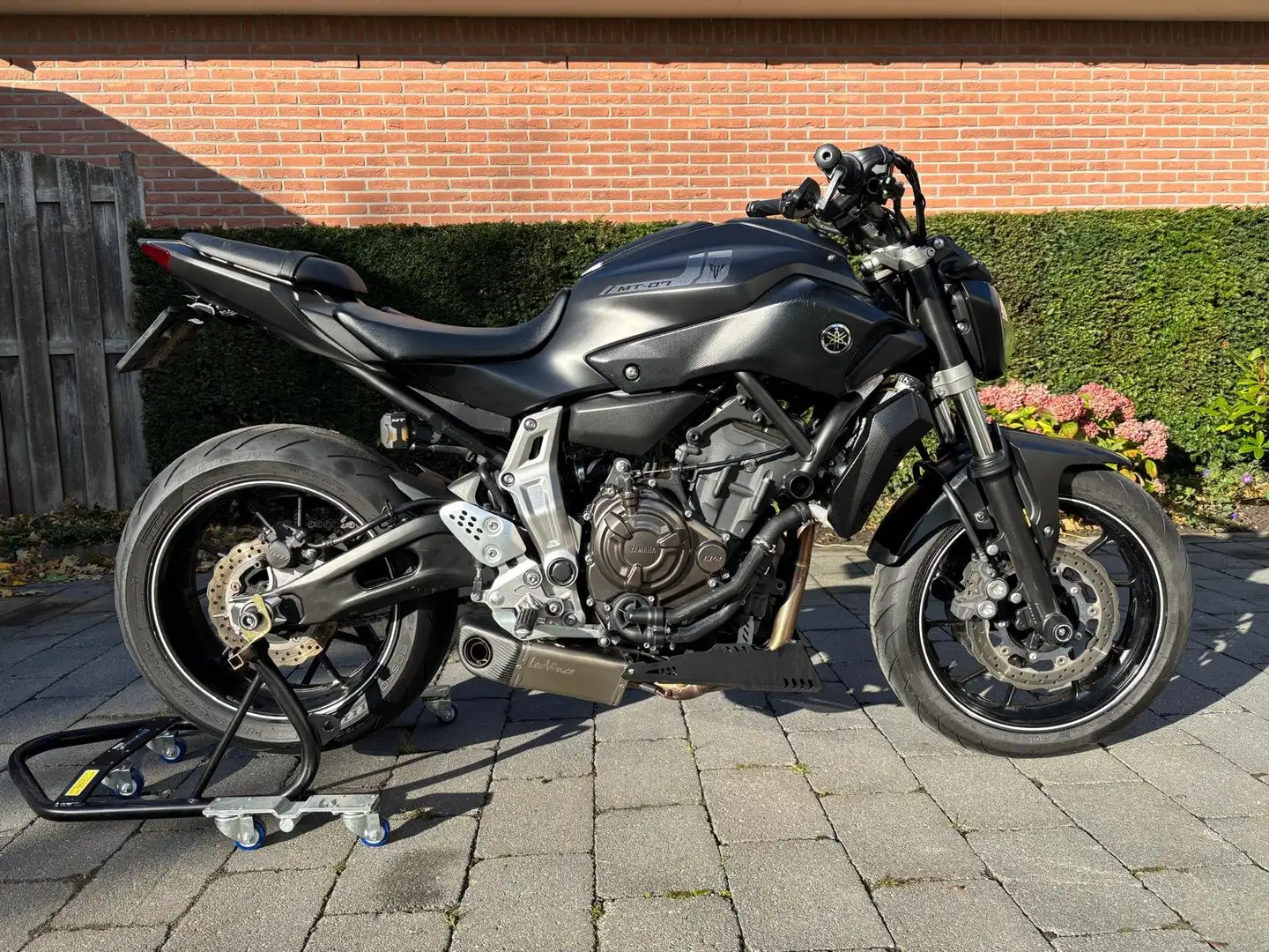 Yamaha MT-07 Fekete - 1