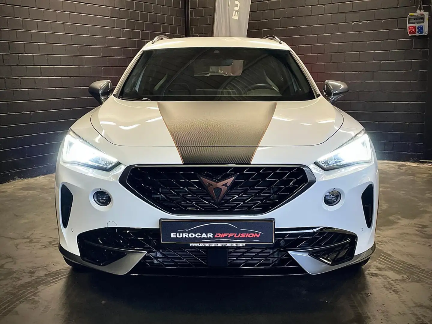 CUPRA Formentor VZ 245CV eHybrid DSG6 "Carbone Edition" Blanc - 2
