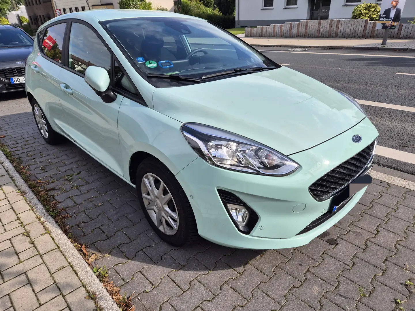 Ford Fiesta Fiesta 1.1 COOL Grün - 1